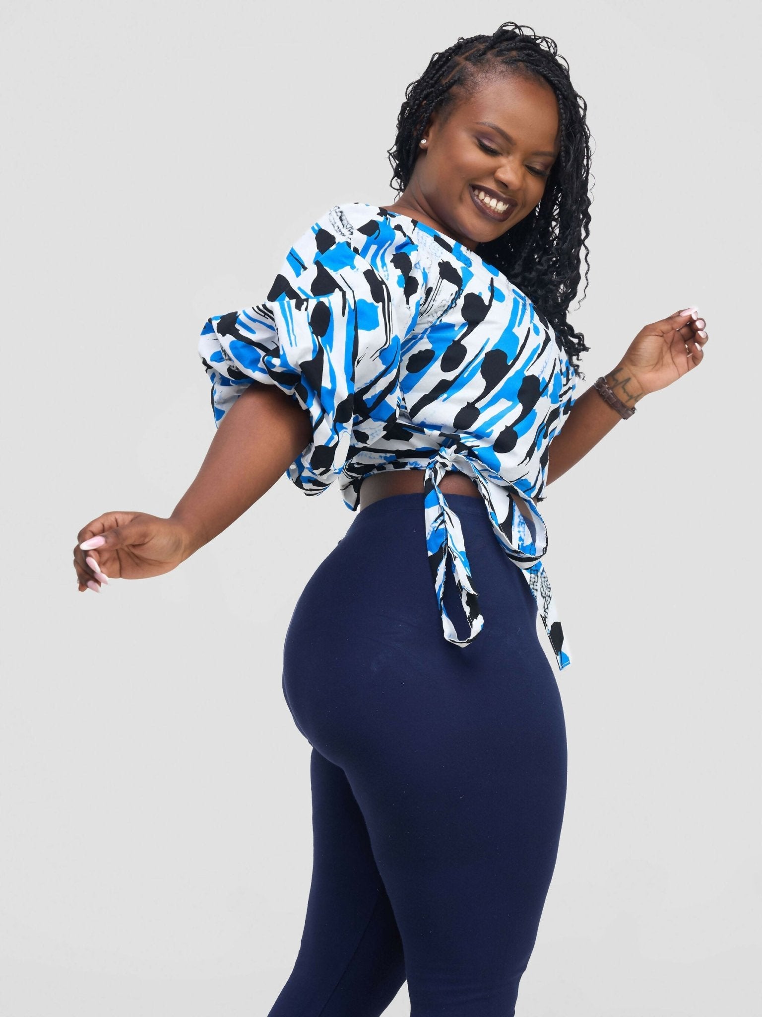 Vivo Waridi Asymmetric Top - Black