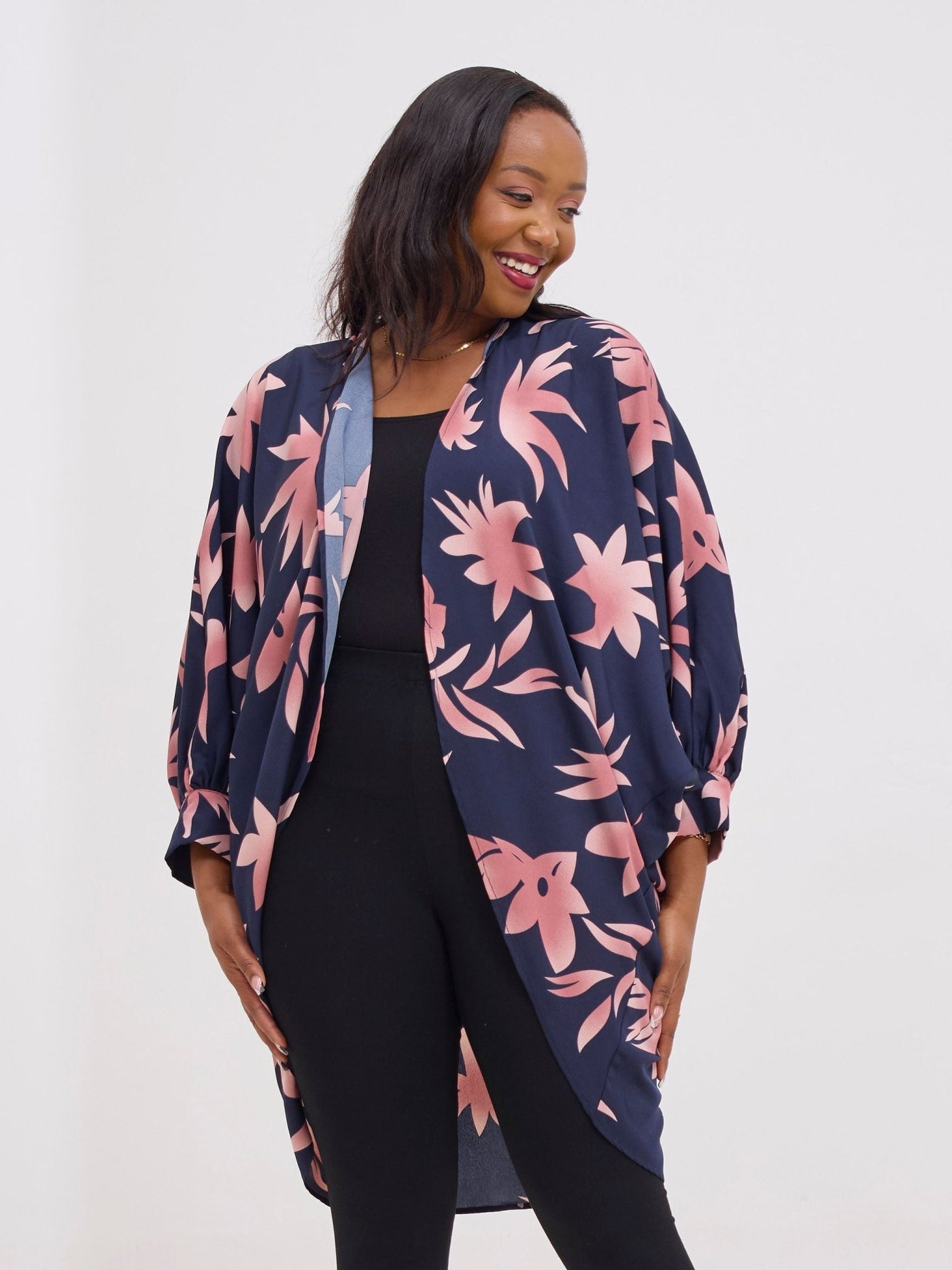 Vivo Pelia Butterfly Kimono - Navy / Blush Pink - Shopzetu