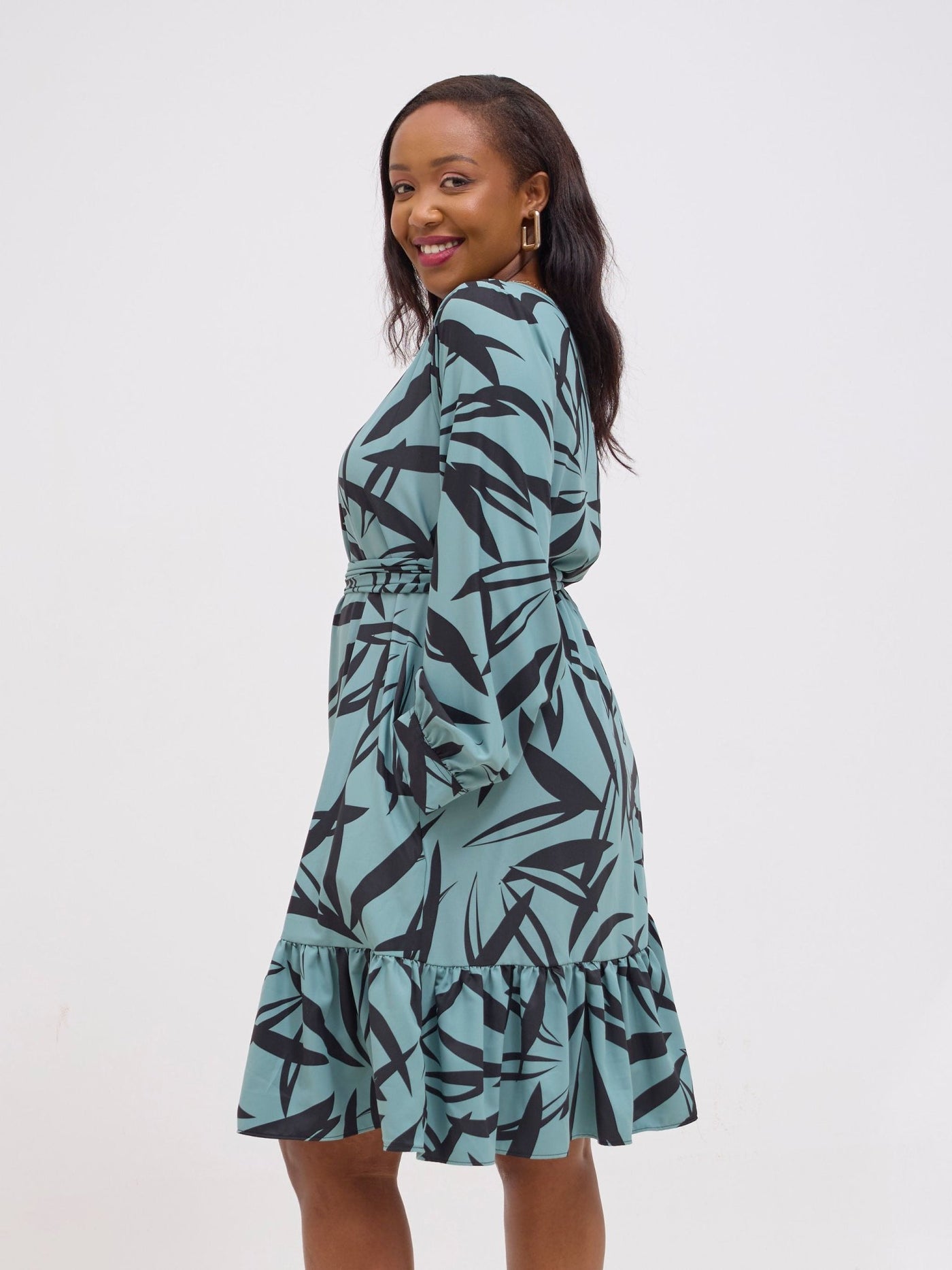 Vivo Serwa Tent Dress - Dusty Green / Black Wera Print - Shopzetu