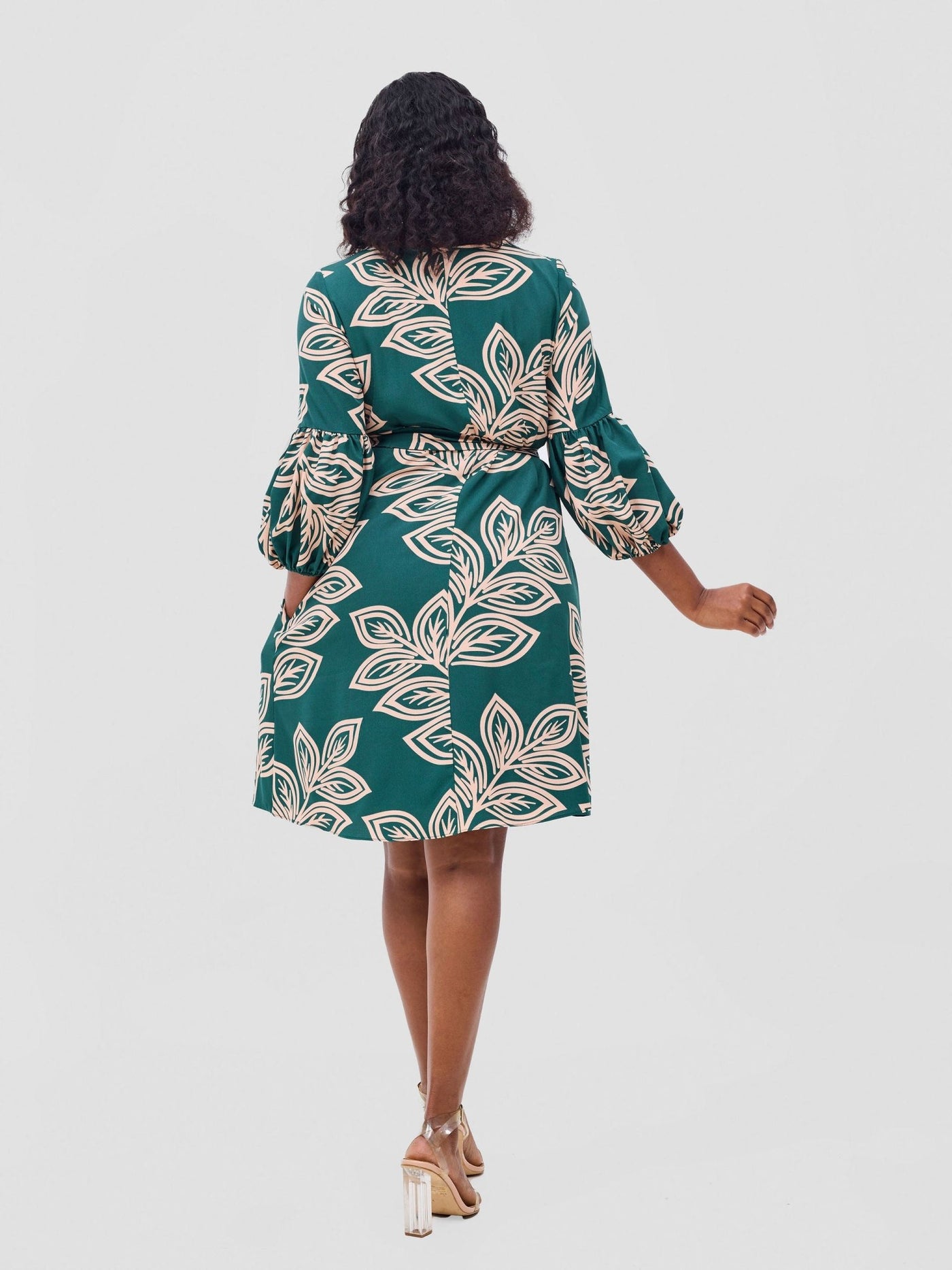 Vivo Zena Bishop Panel Long Sleeve Round Neck Dress - Green / Peach Print - Shopzetu