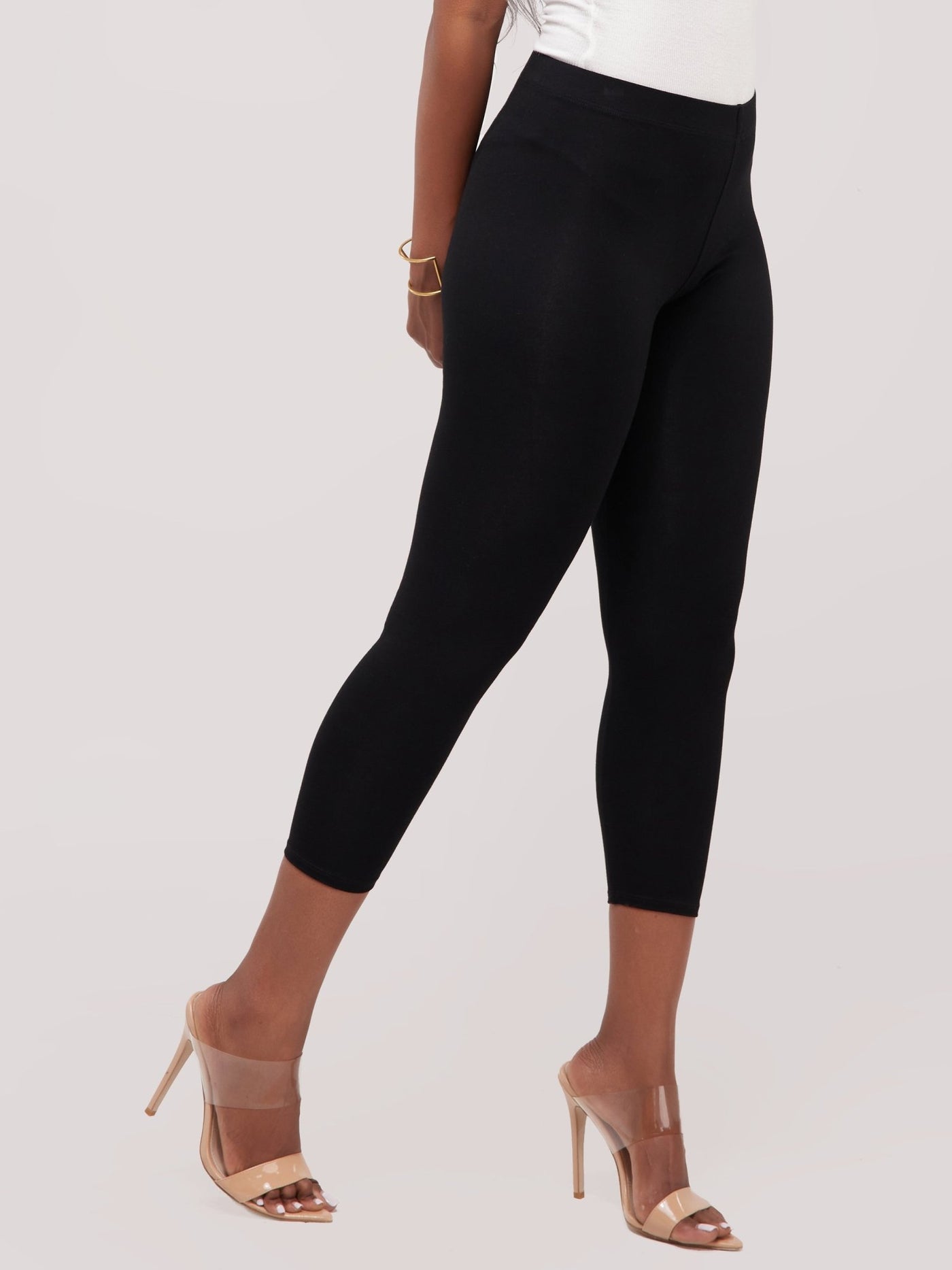 Vivo Basic Capri Leggings - Black - Shopzetu