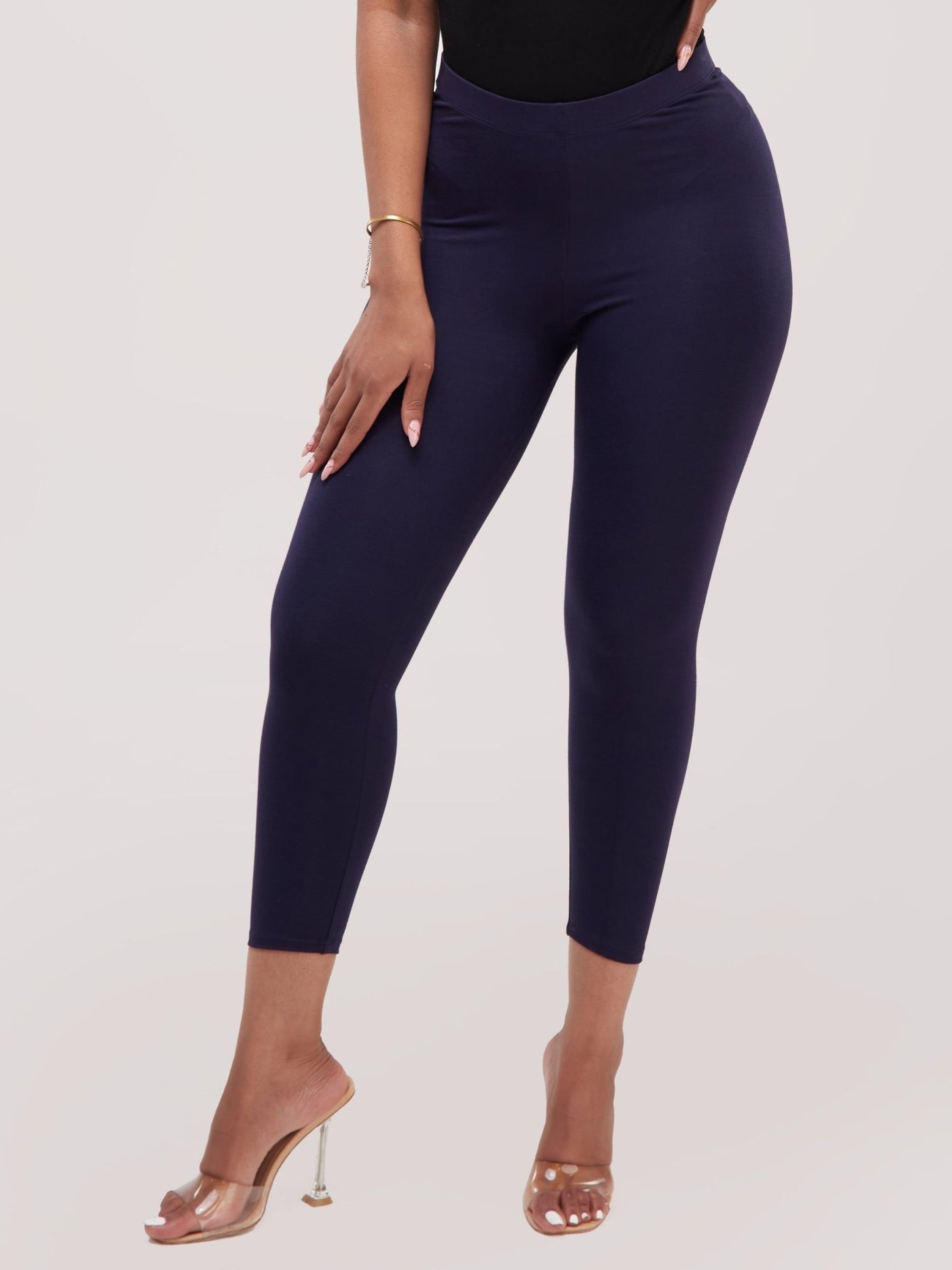 Vivo Basic Capri Leggings - Navy Blue - Shopzetu