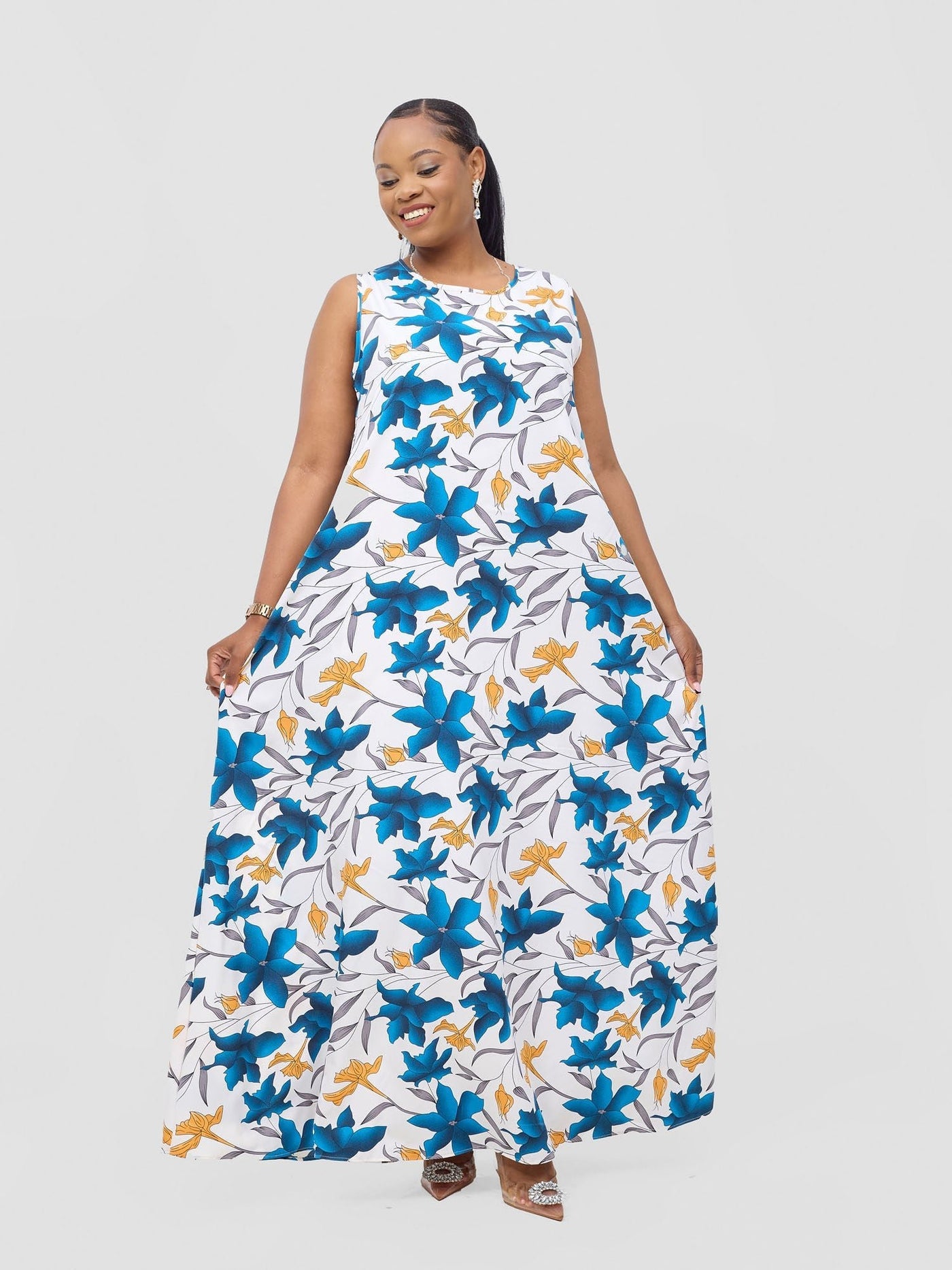 Vivo Basic Sleeveless Tent Maxi Dress - White / Blue Doret Print - Shopzetu