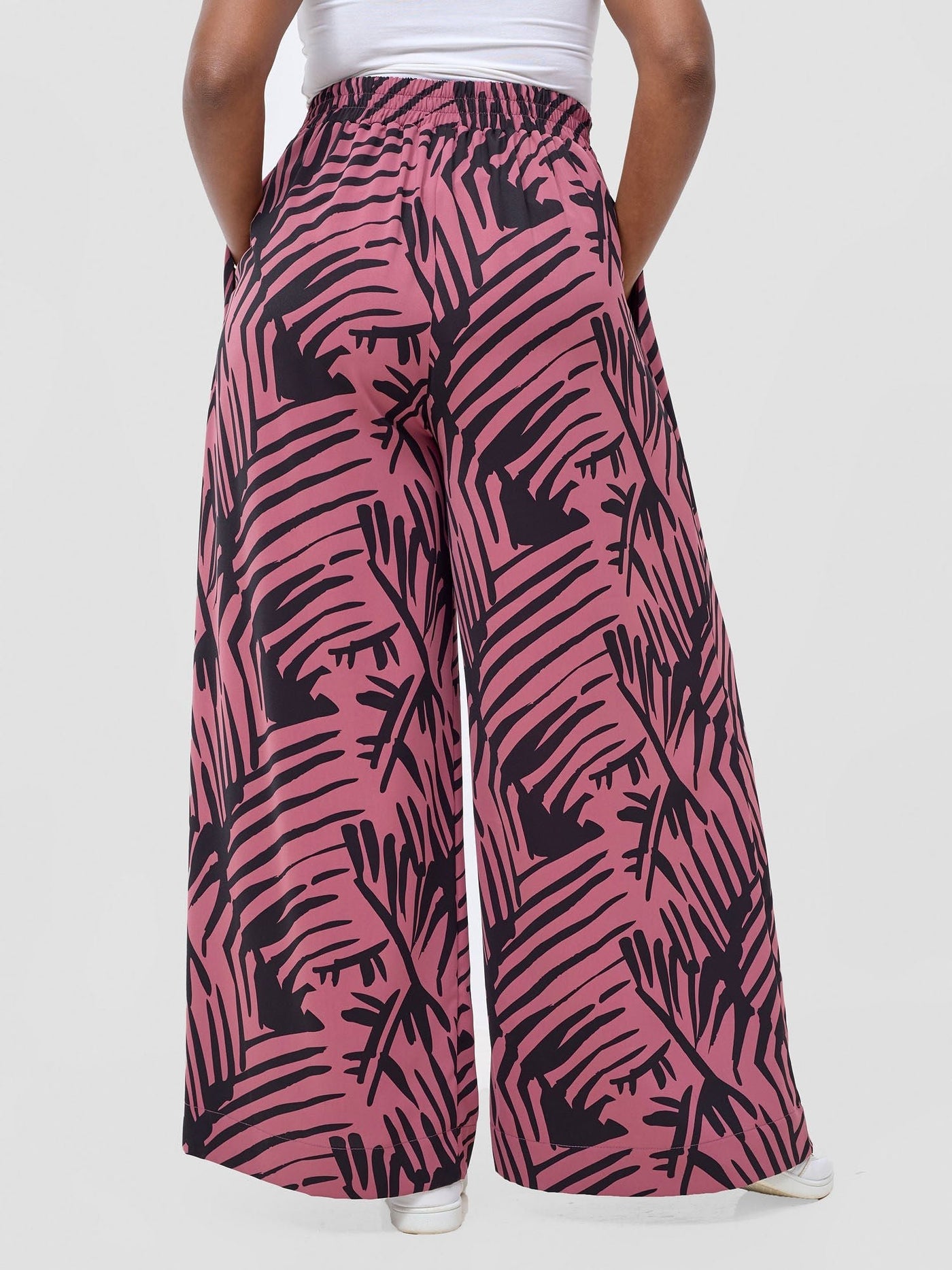 Vivo Ayla Crepe Pants - Dusty Pink / Black Lala Print - Shopzetu