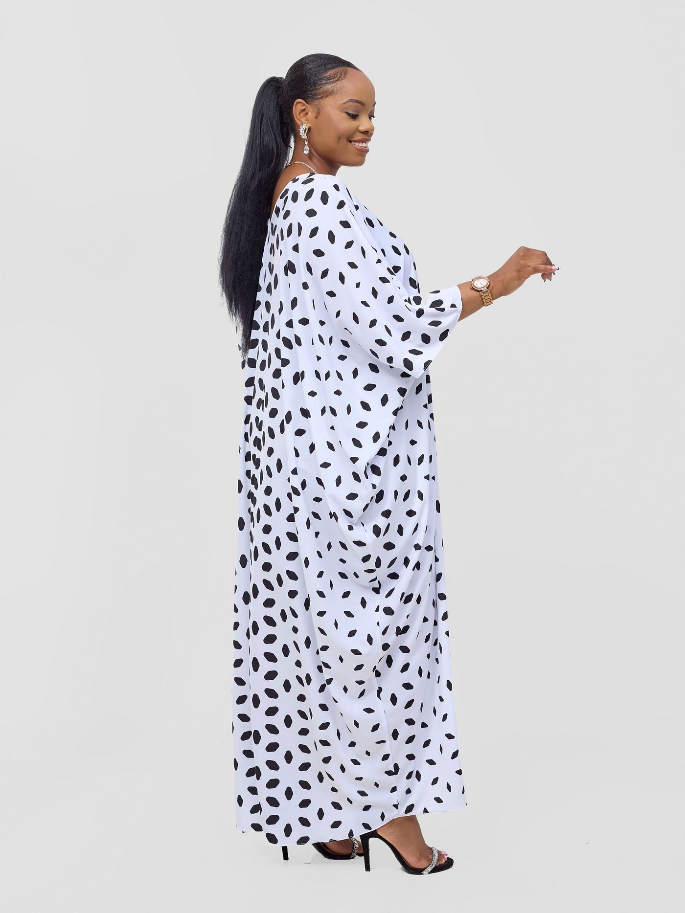 Vivo Ayla Maxi Kaftan Dress - White / Black Ila Print