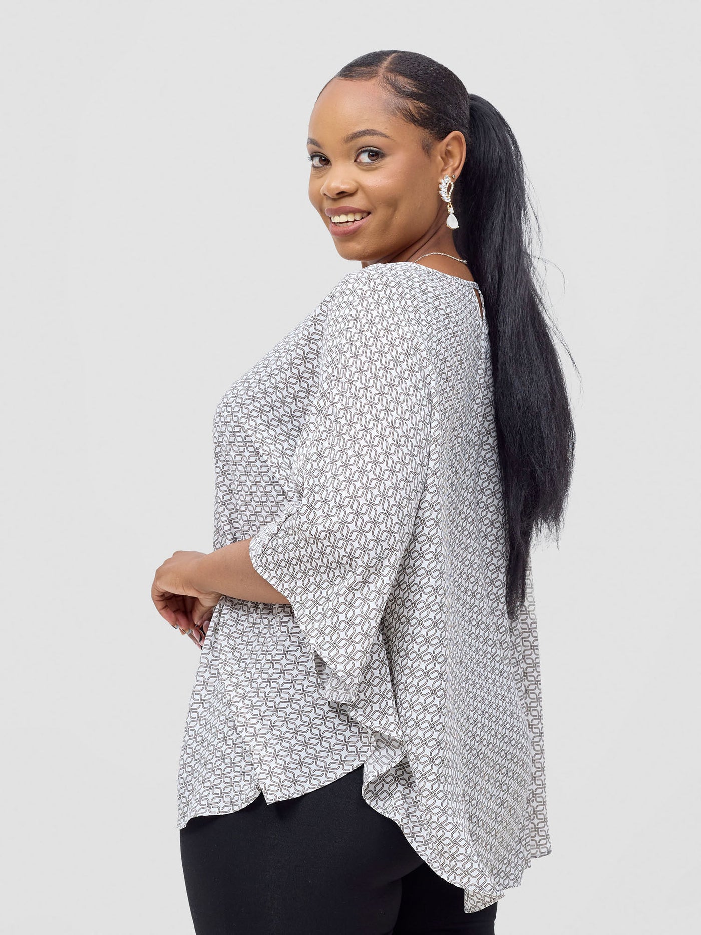 Vivo Sakari Circular Loose Top - White / Grey Suku Print