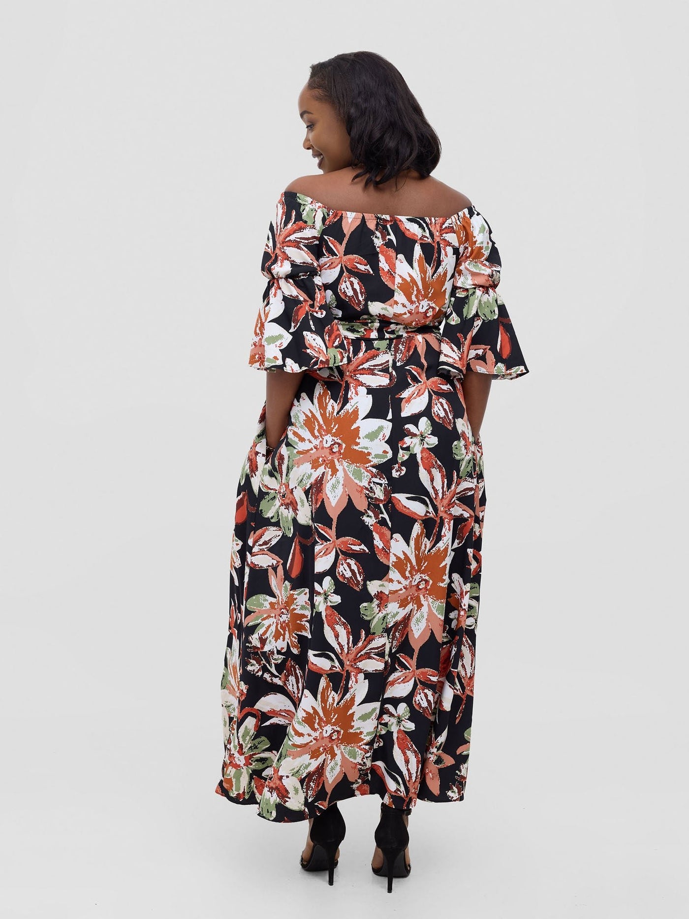 Vivo Tana Off Shoulder Maxi Dress - Multicolour Black Print - Shopzetu