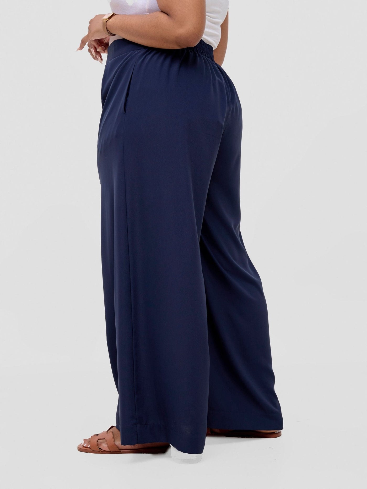 Vivo Serwa Crepe Pants - Dark Navy - Shopzetu