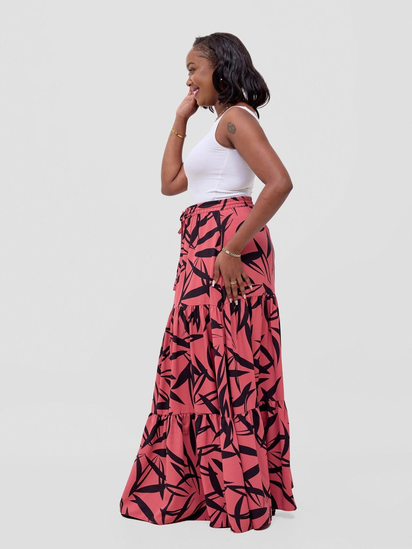 Vivo Serwa Tiered Maxi Skirt - Coral / Black Wera Print - Shopzetu