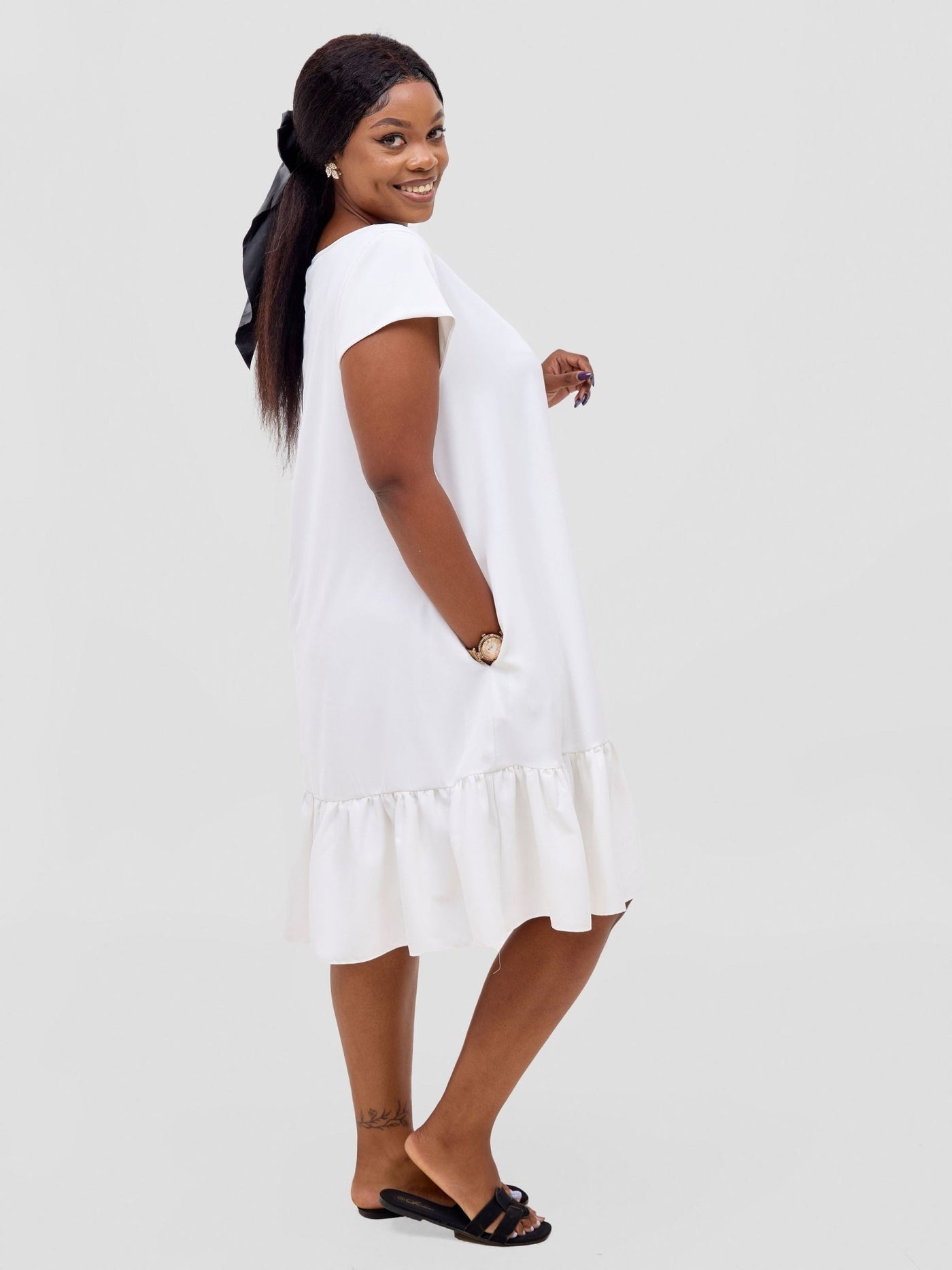 Vivo Dalia Cap Sleeve Gathered Tent Dress - Off White - Shopzetu