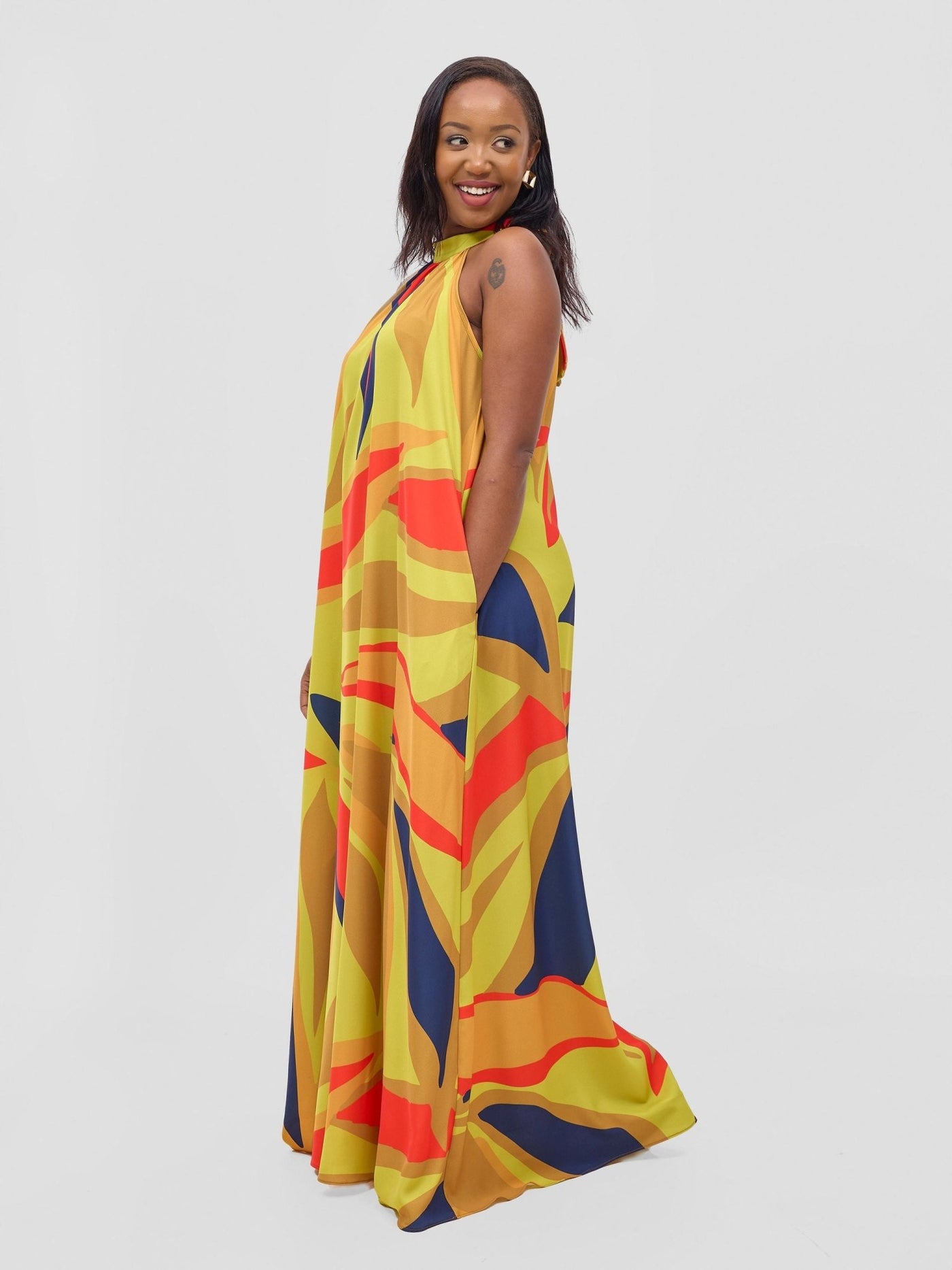 Vivo Kelemi Halter Maxi Dress - Lime / Red Lana Print - Shopzetu