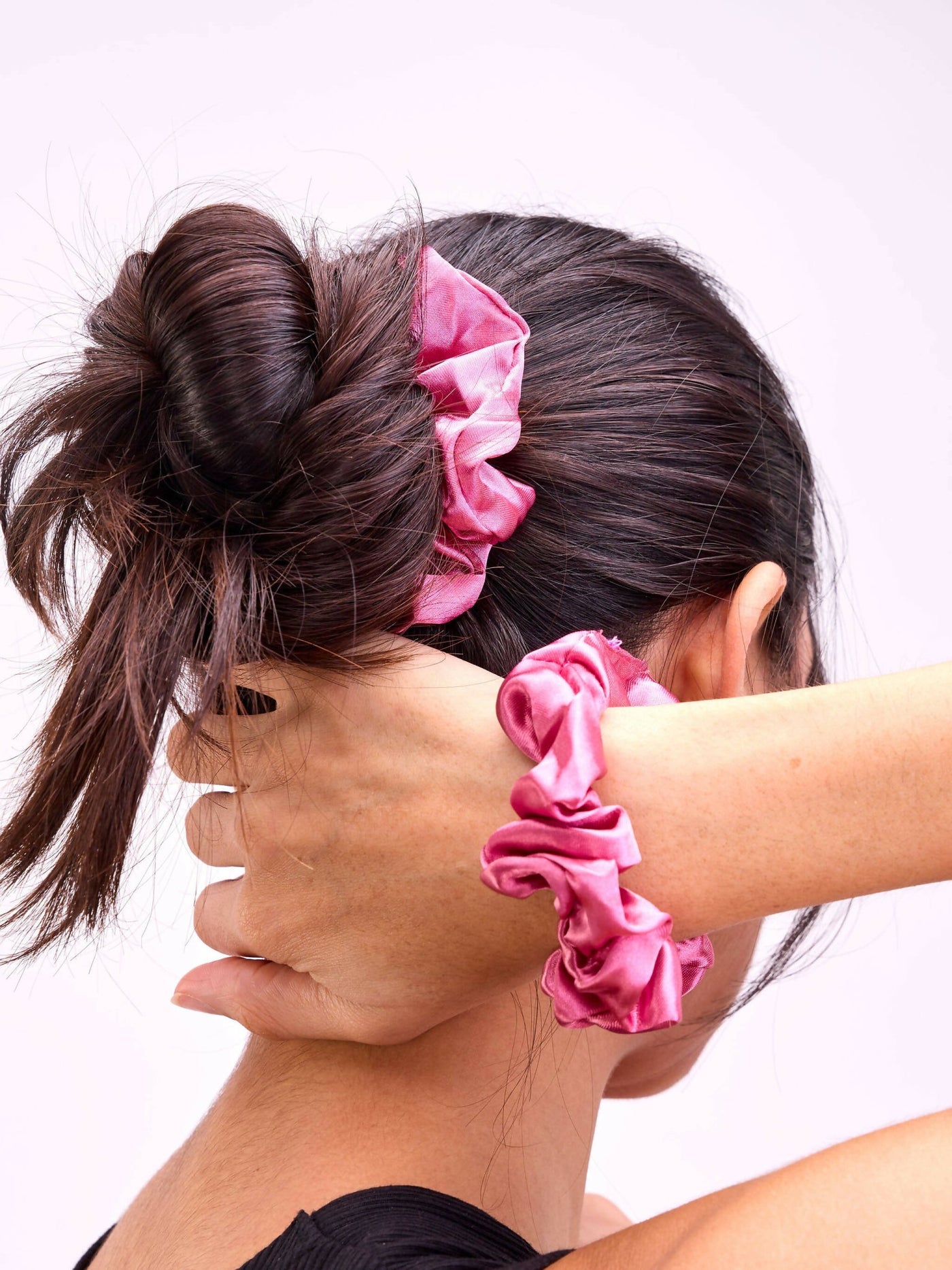 Bliss Jewelry Scrunchies - Pink - Shopzetu