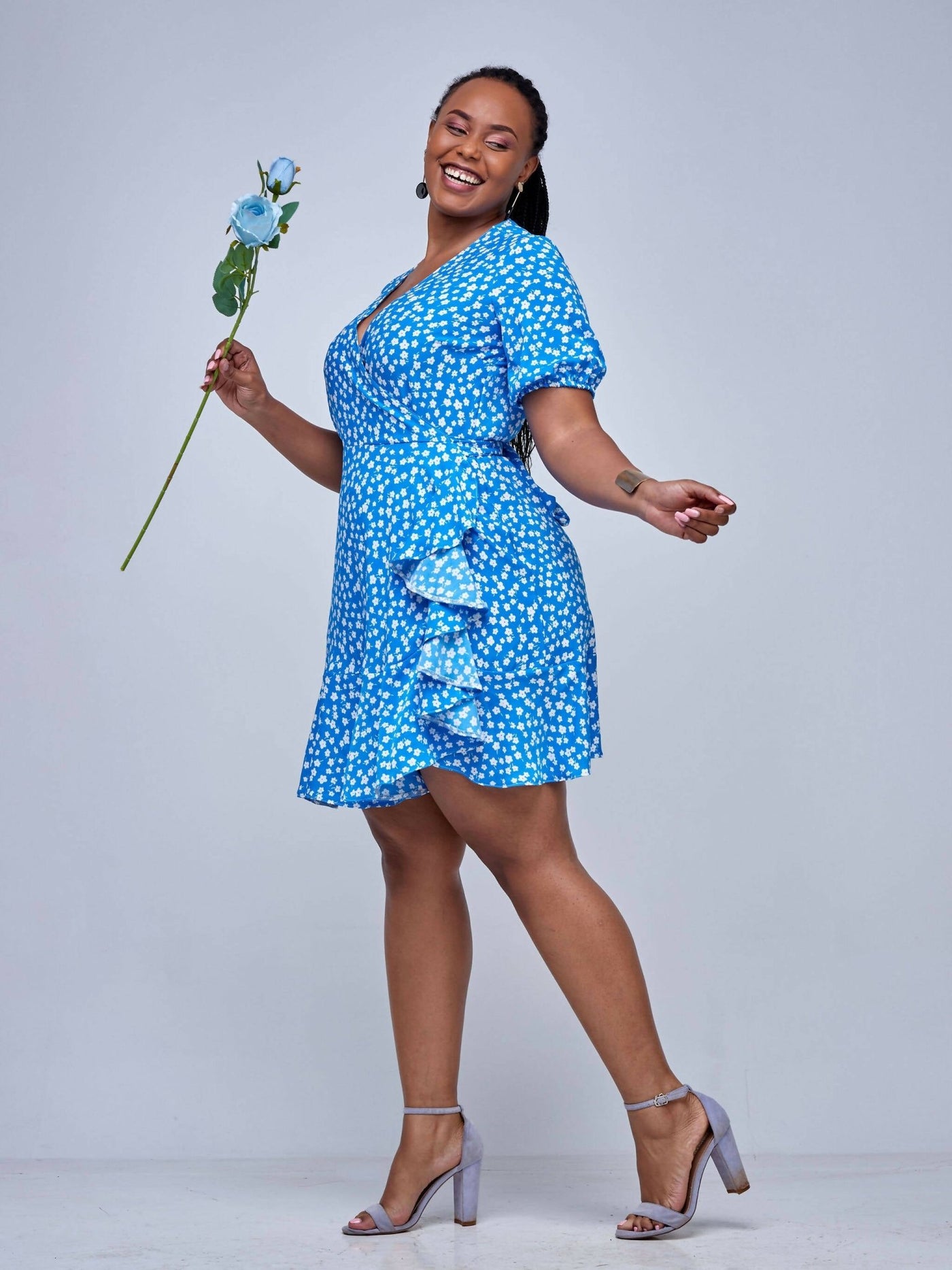 Lizola Queen Wrap Dress - Blue - Shopzetu