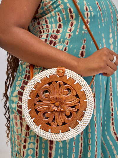 Cugu's Handmade Curved Wood Rattan Bag - White - Shopzetu