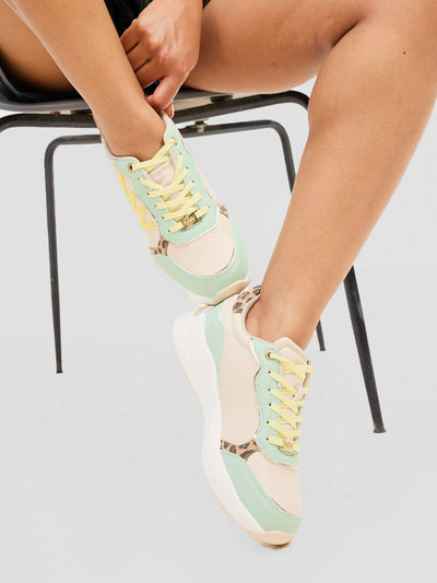 Relove Sneaker - Green - Shopzetu