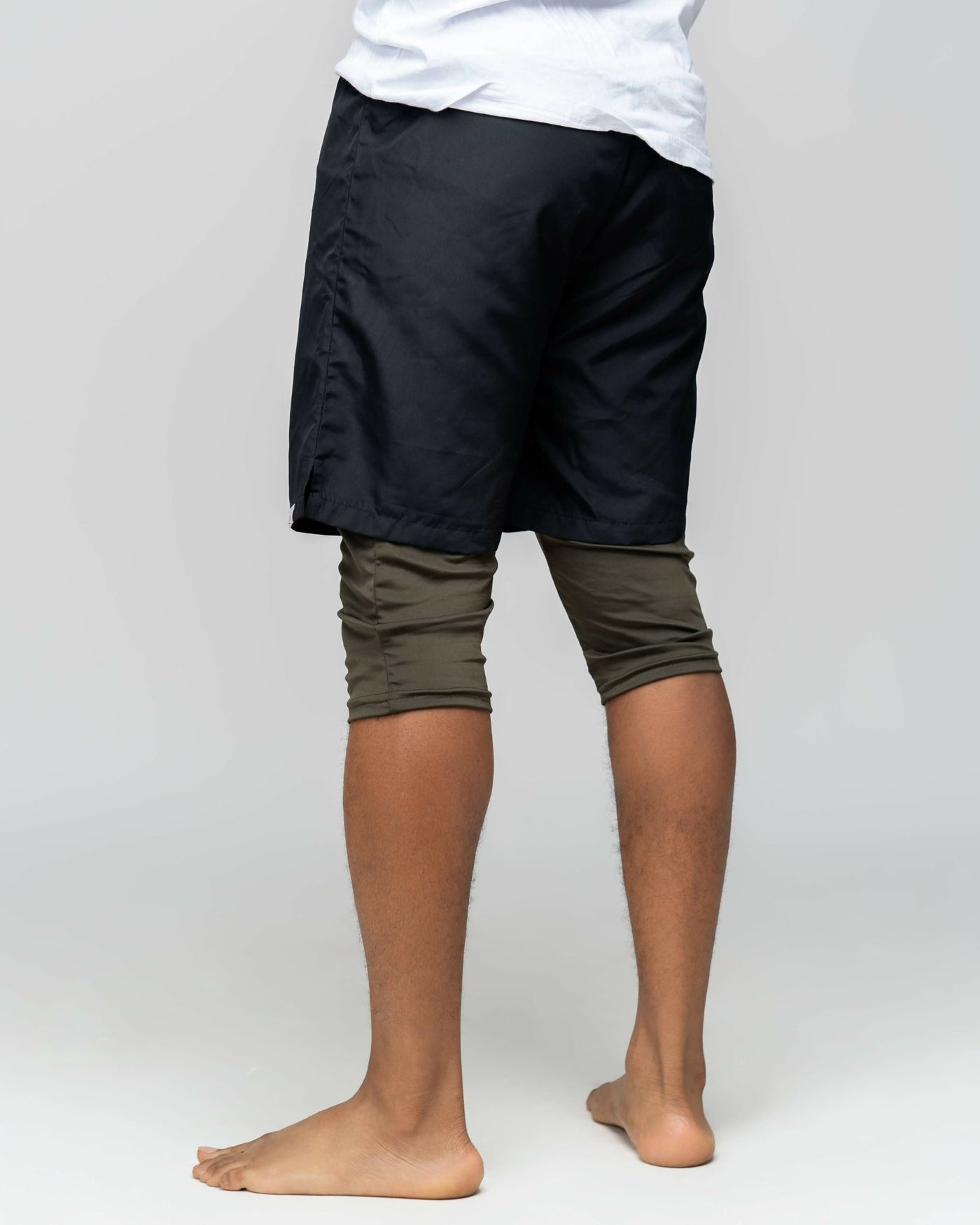 Zaiba Creations Modest Workout 2 in1 Long Shorts - Black / Olive Green - Shopzetu