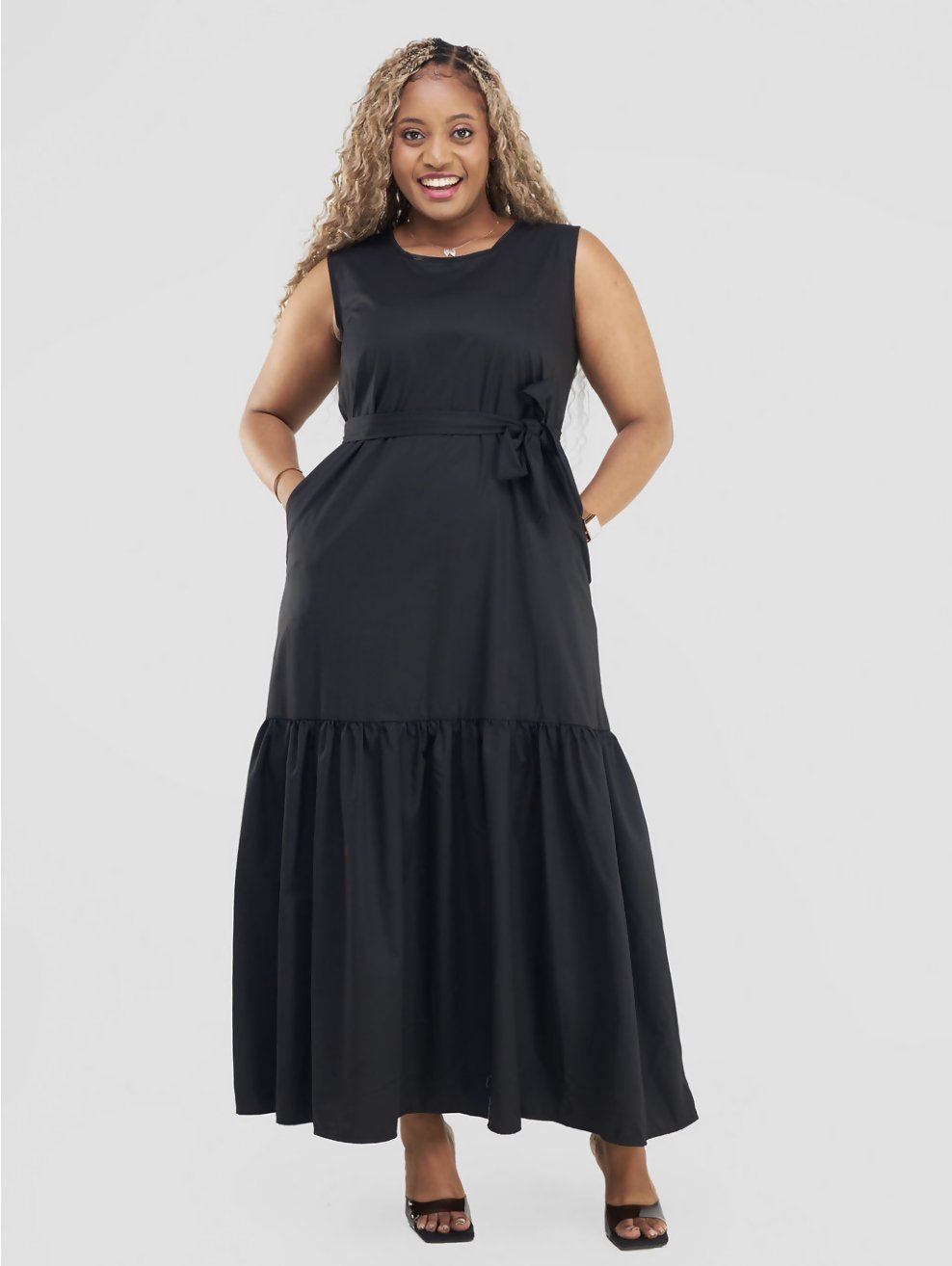 Lizola Emory Dresses - Black - Shopzetu