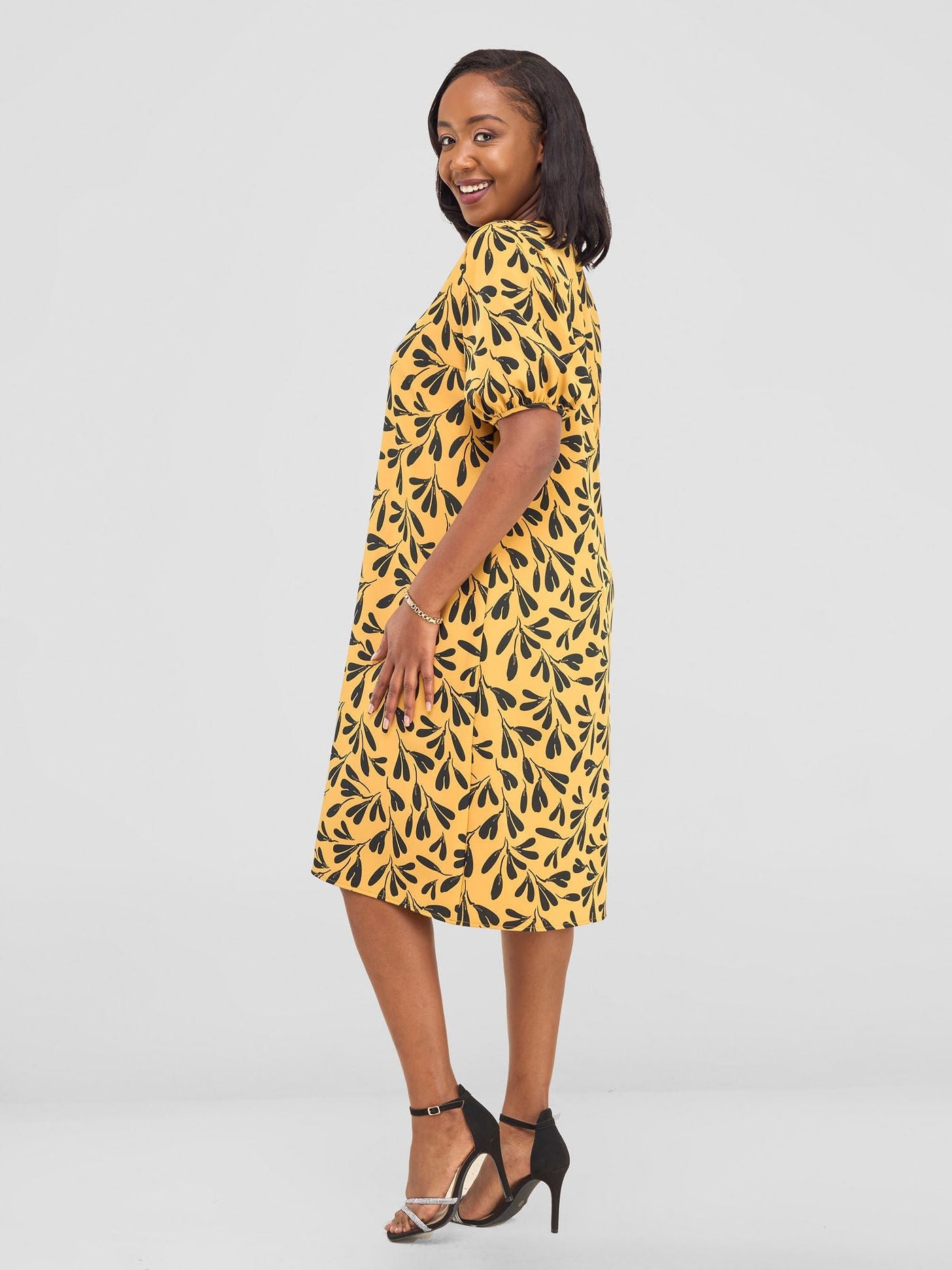 Vivo Pendo Puff Sleeve Shift Dress - Mustard / Black Aura Print - Shopzetu