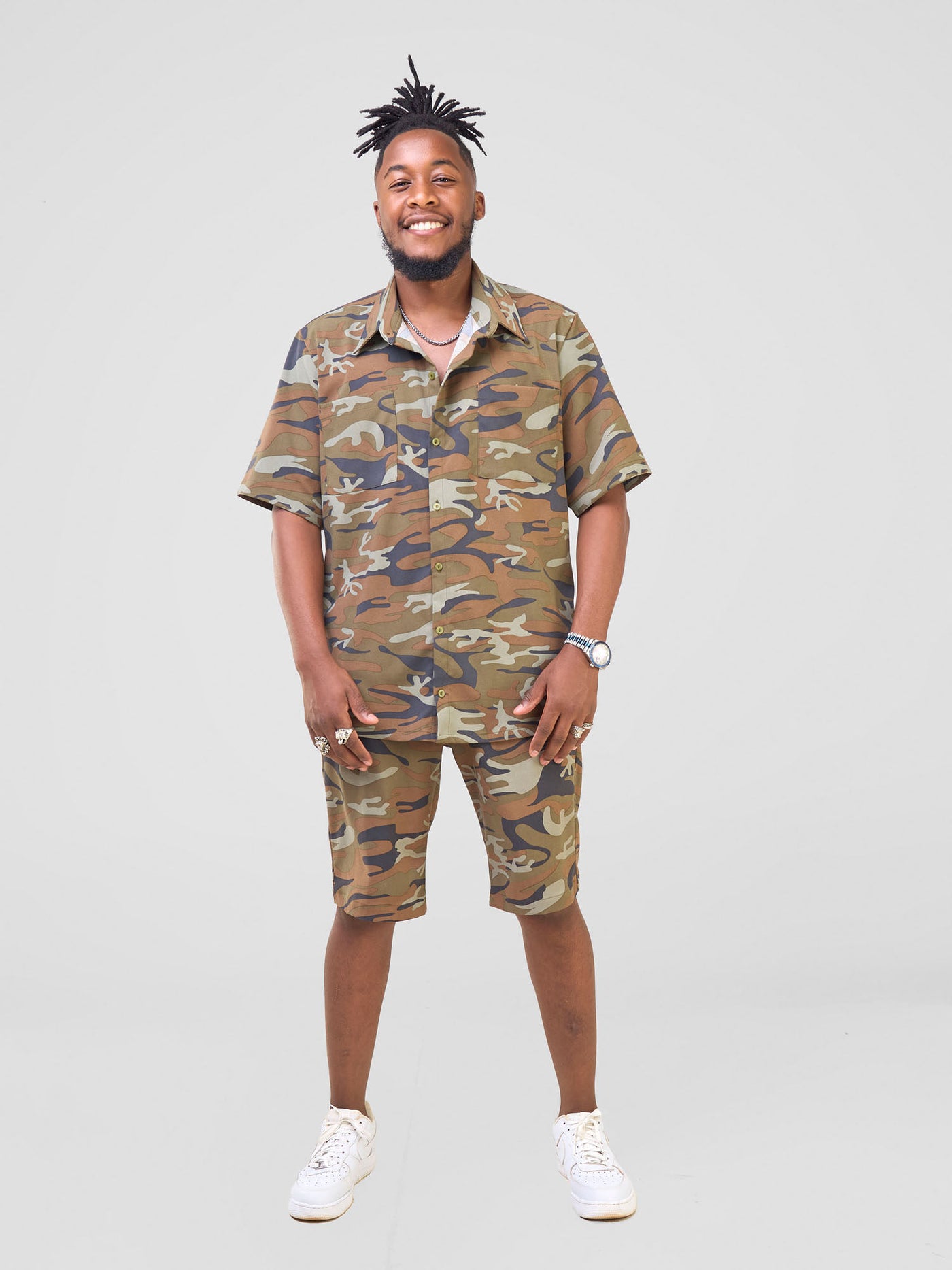 Zoya Temo Men's Knee Length Shorts  - Camo Brown