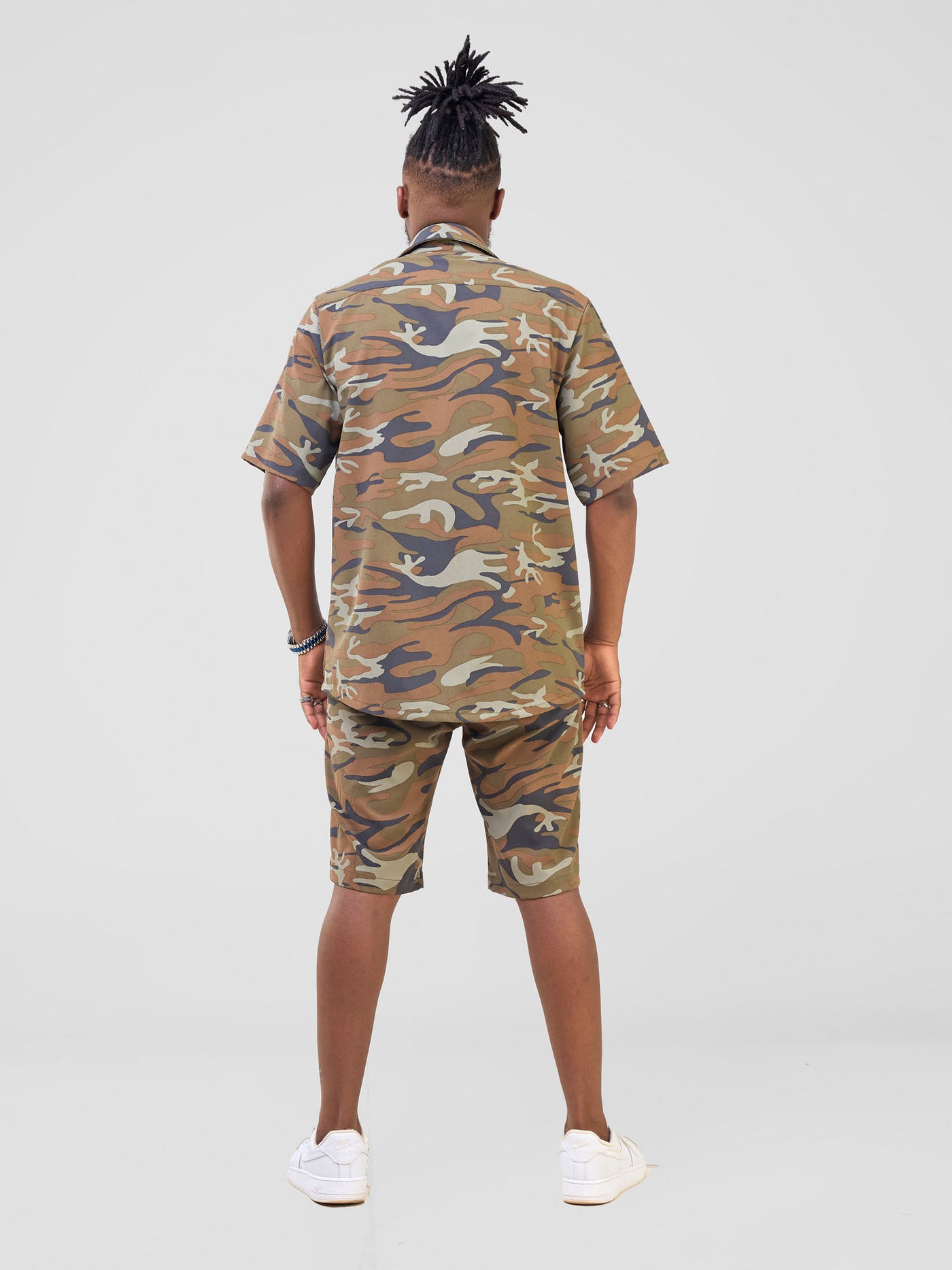 Zoya Temo Men's Knee Length Shorts  - Camo Brown