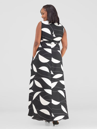 Vivo Zuri Sleeveless Tent Maxi Dress - Black / White Leaves Print