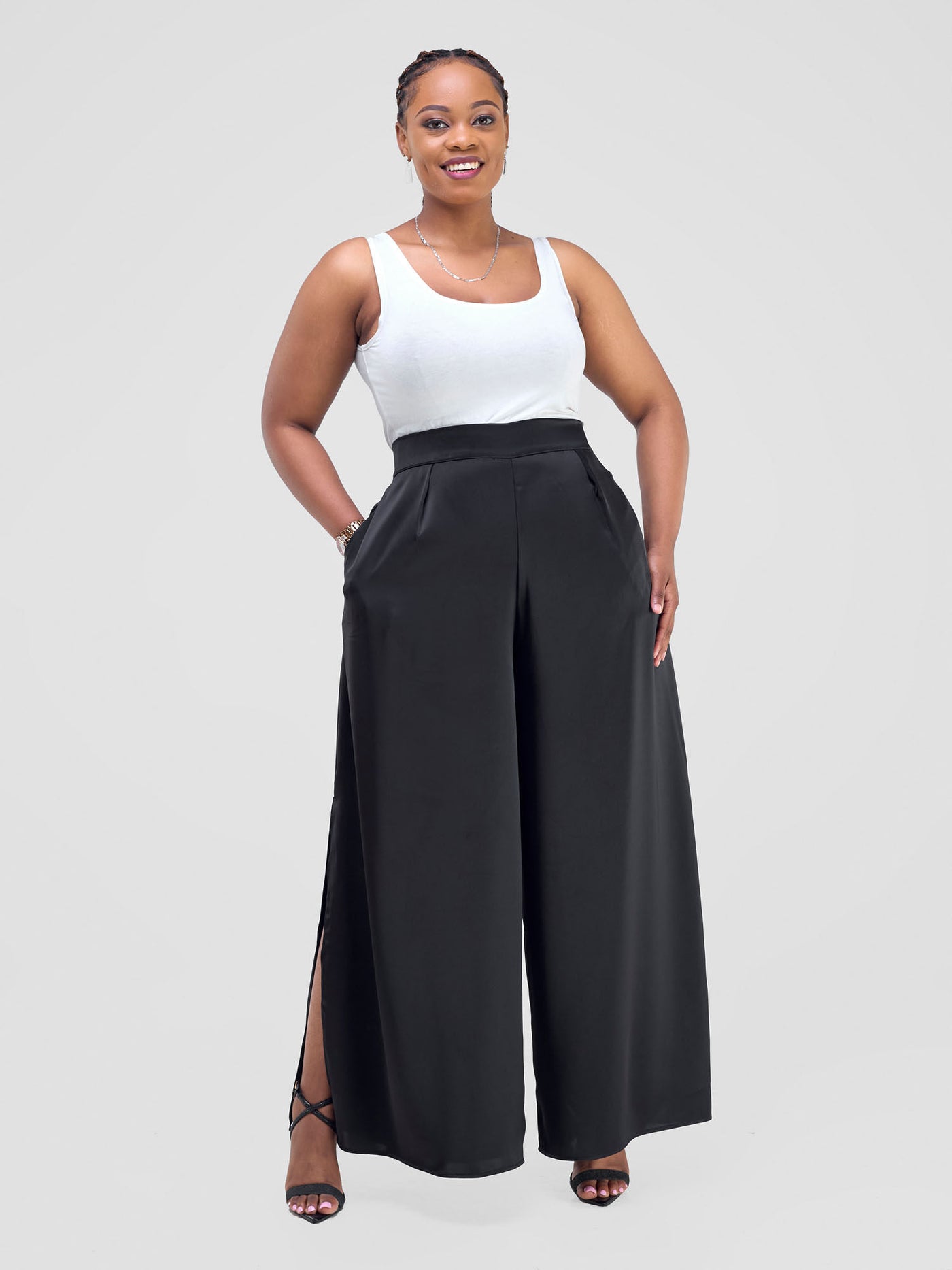 Vivo Amai Side Slit Pants - Black