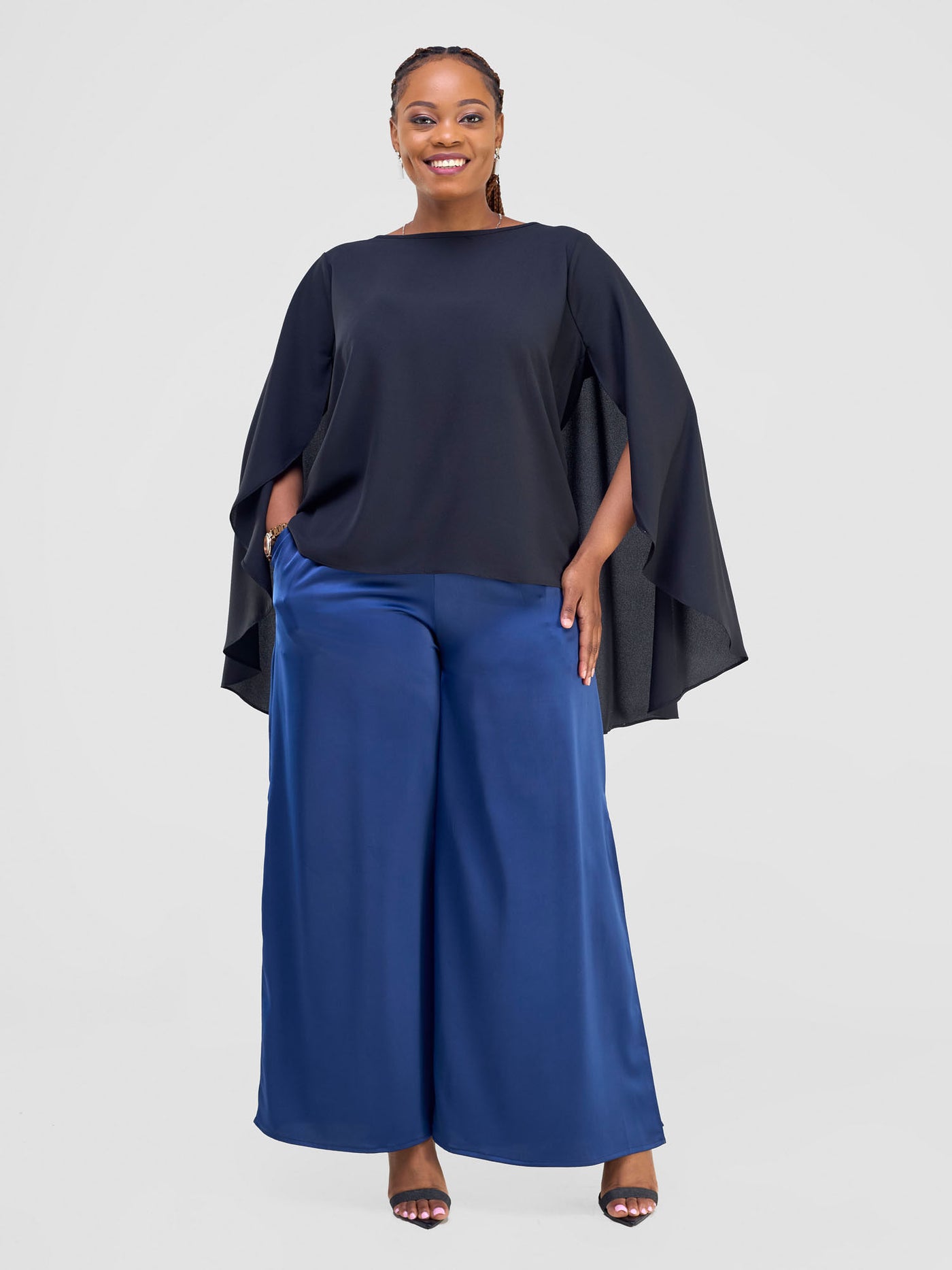 Vivo Amai Cape Top - Black