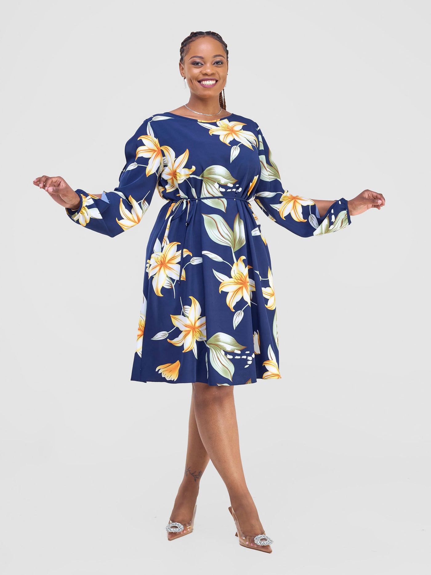 Vivo Tunu Long Slit Sleeve Knee Length Shift Dress - Dark Navy / Yellow Aber Print - Shopzetu