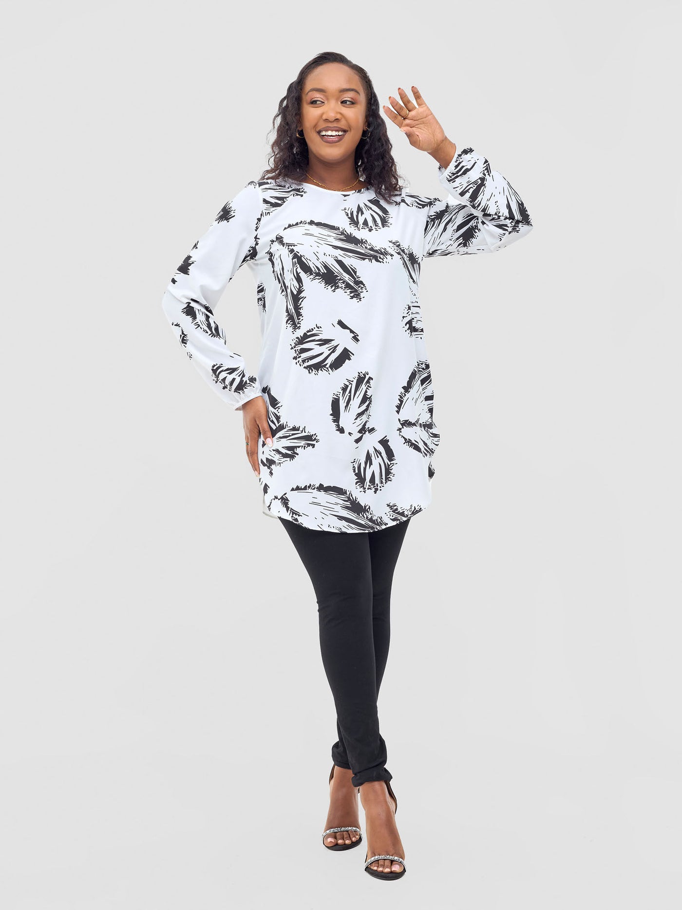 Basic Tsavo Scalloped Chiffon Top - White / Black Siwi Print