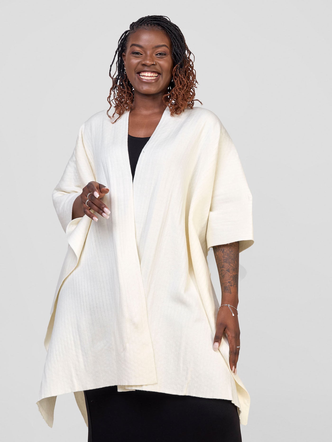 Vivo Adama Poncho - Off White