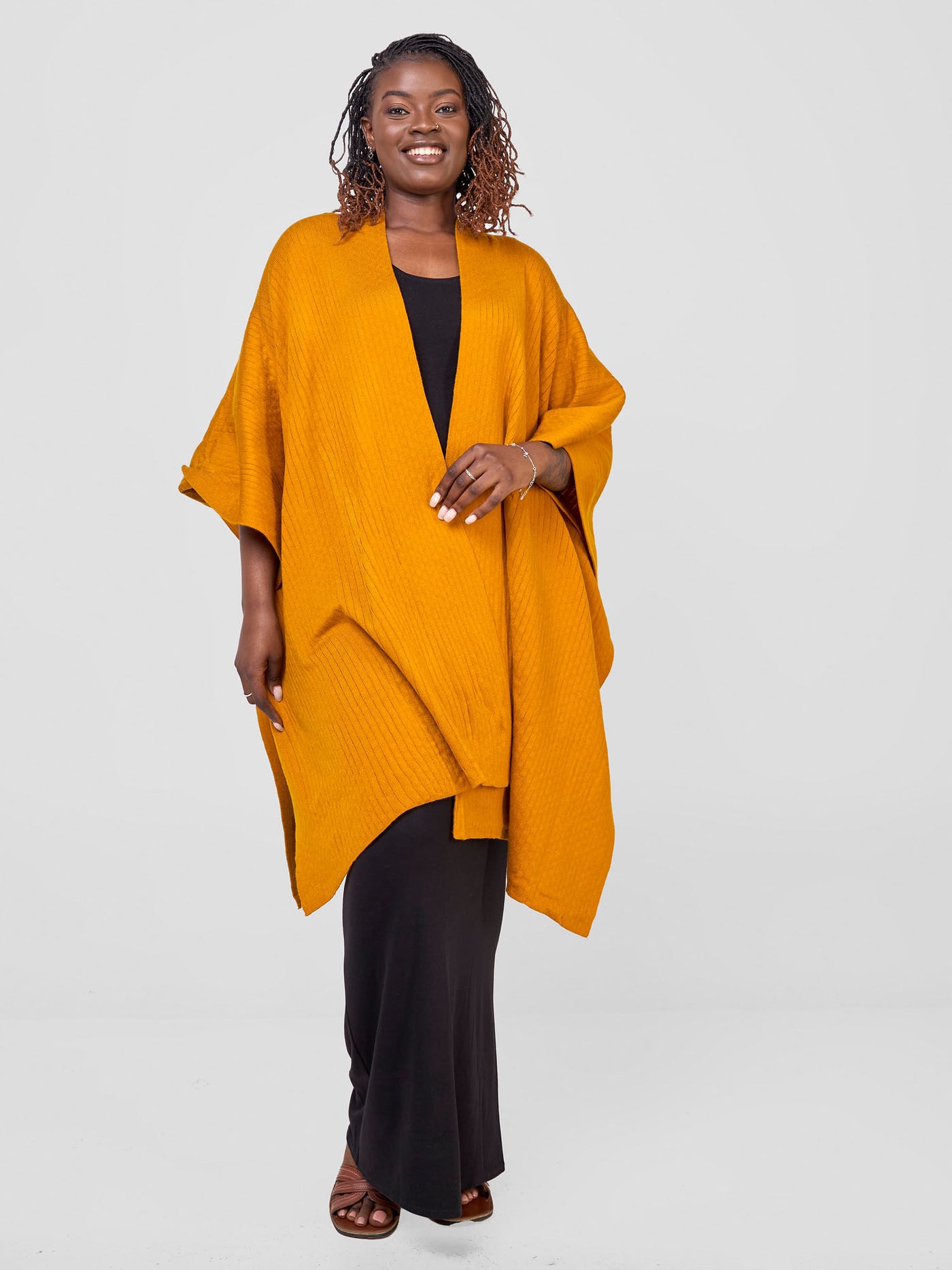 Vivo Adama Poncho - Mustard