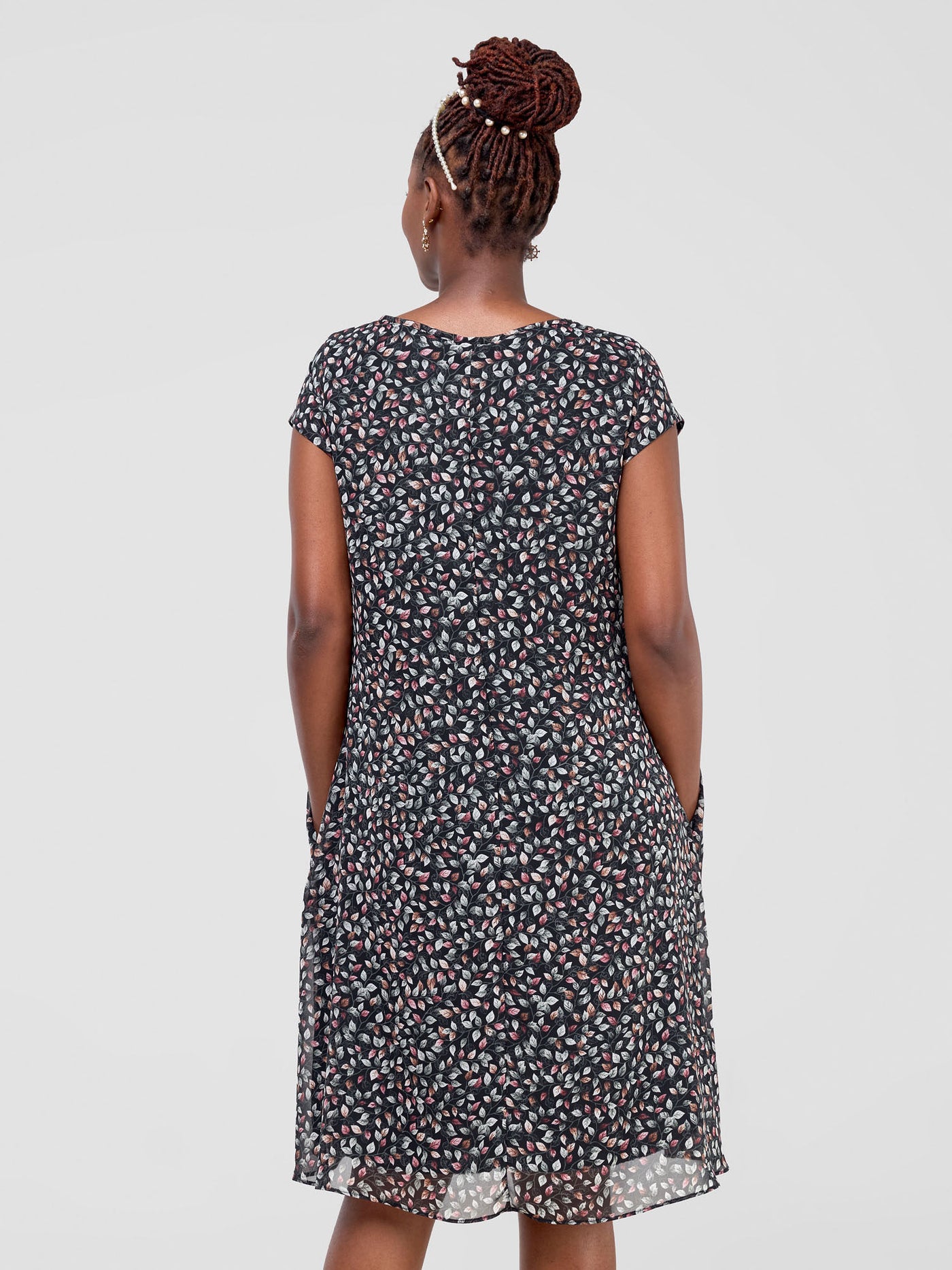 Vivo Sierra Cap Sleeve Tent Chiffon Dress - Black Floral Print