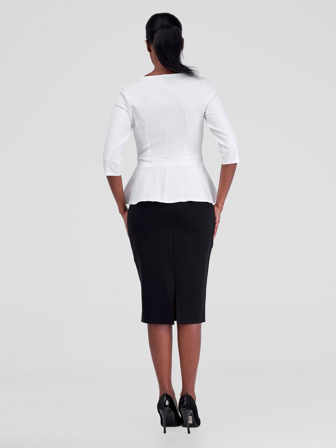 Vivo Azawi 3/4 Sleeve Top - White