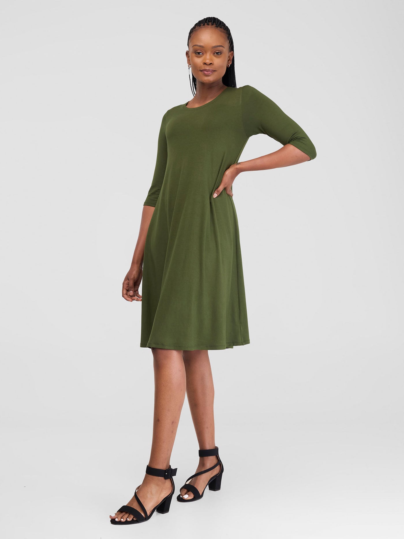 Vivo Basic Julia 3/4 Sleeve  Back Pleat Knee Length Dress - Hunters Green