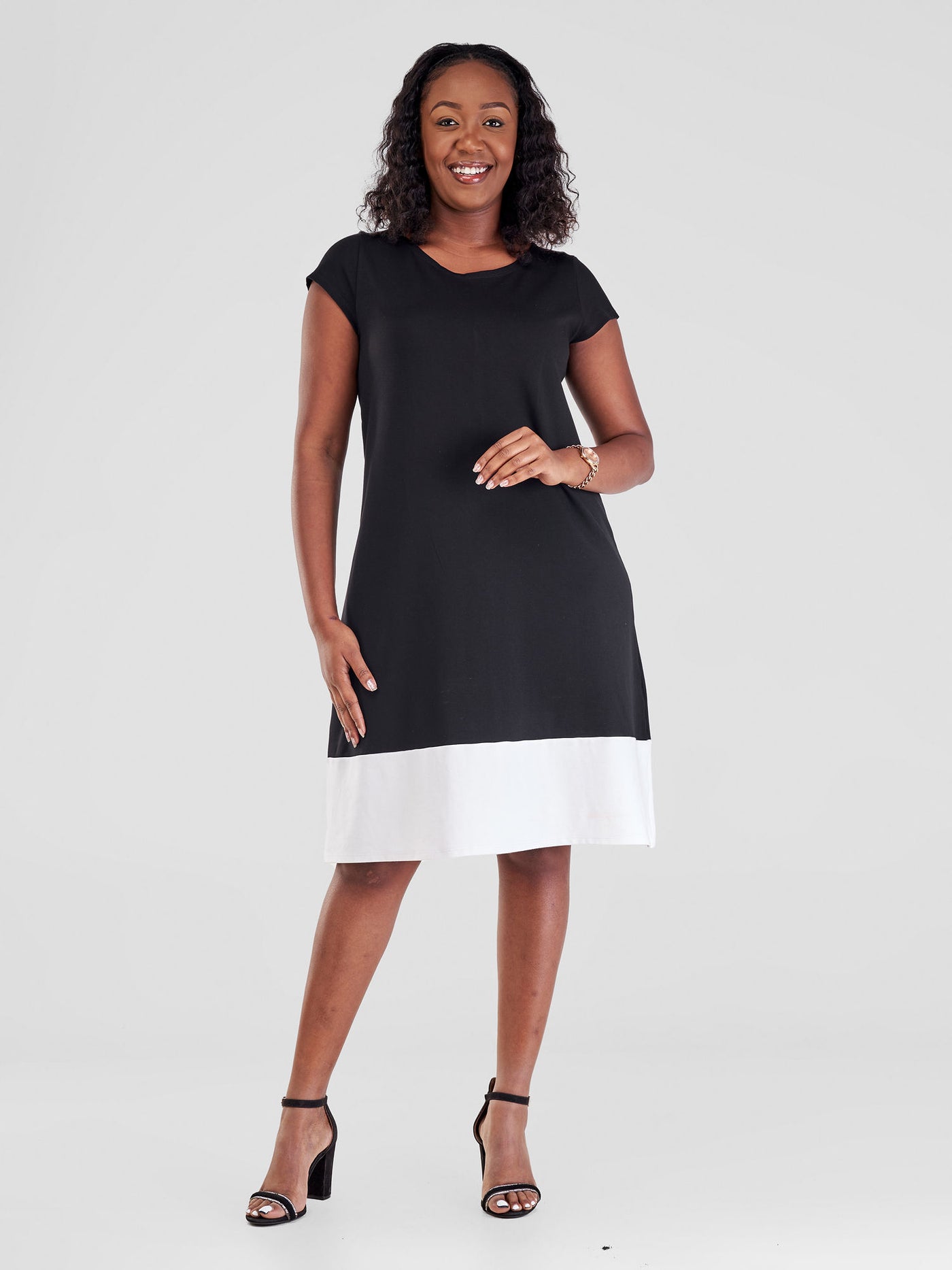 Vivo Azawi Cap Sleeve Panelled Dress - Black / White