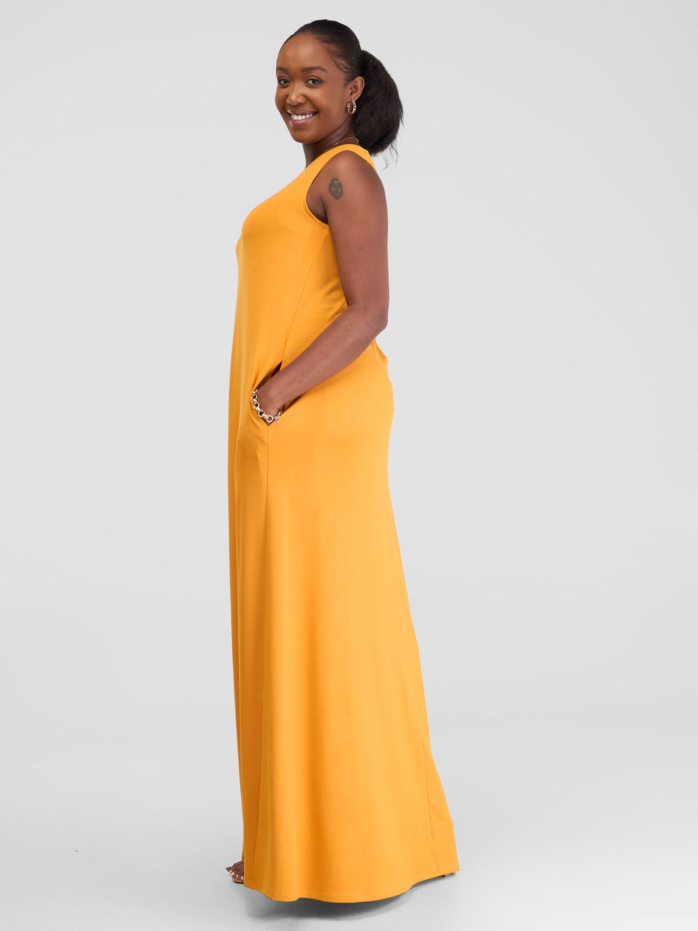 Vivo Basic Julia Back Pleat Maxi Dress - Mustard