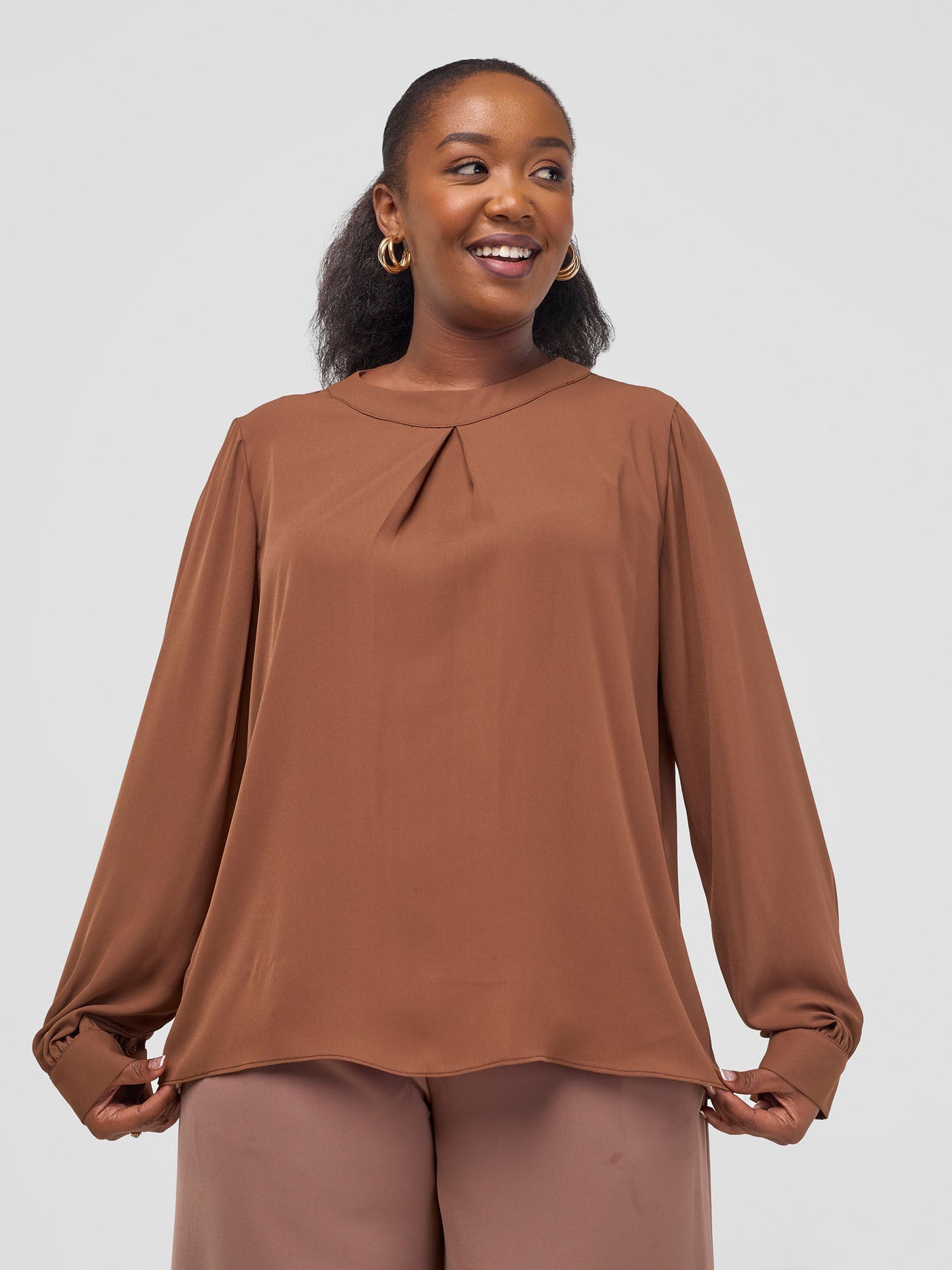 Vivo Alora Long Sleeve Top - Chocolate