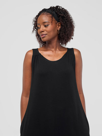 Vivo Safiya Gathered Shoulder Maxi Dress - Black