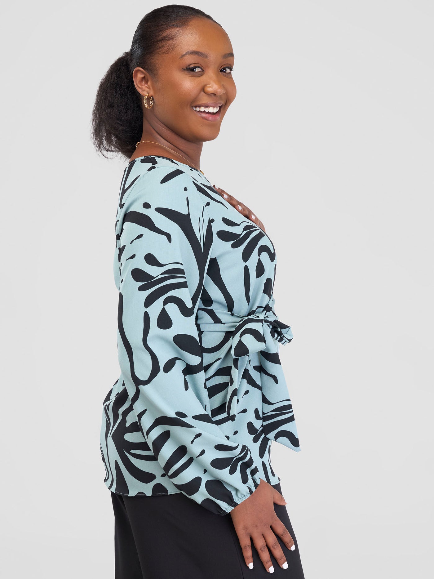 Vivo Zahari Bishop Sleeve Top With Belt - Mint Green / Black Zari Print - Shopzetu