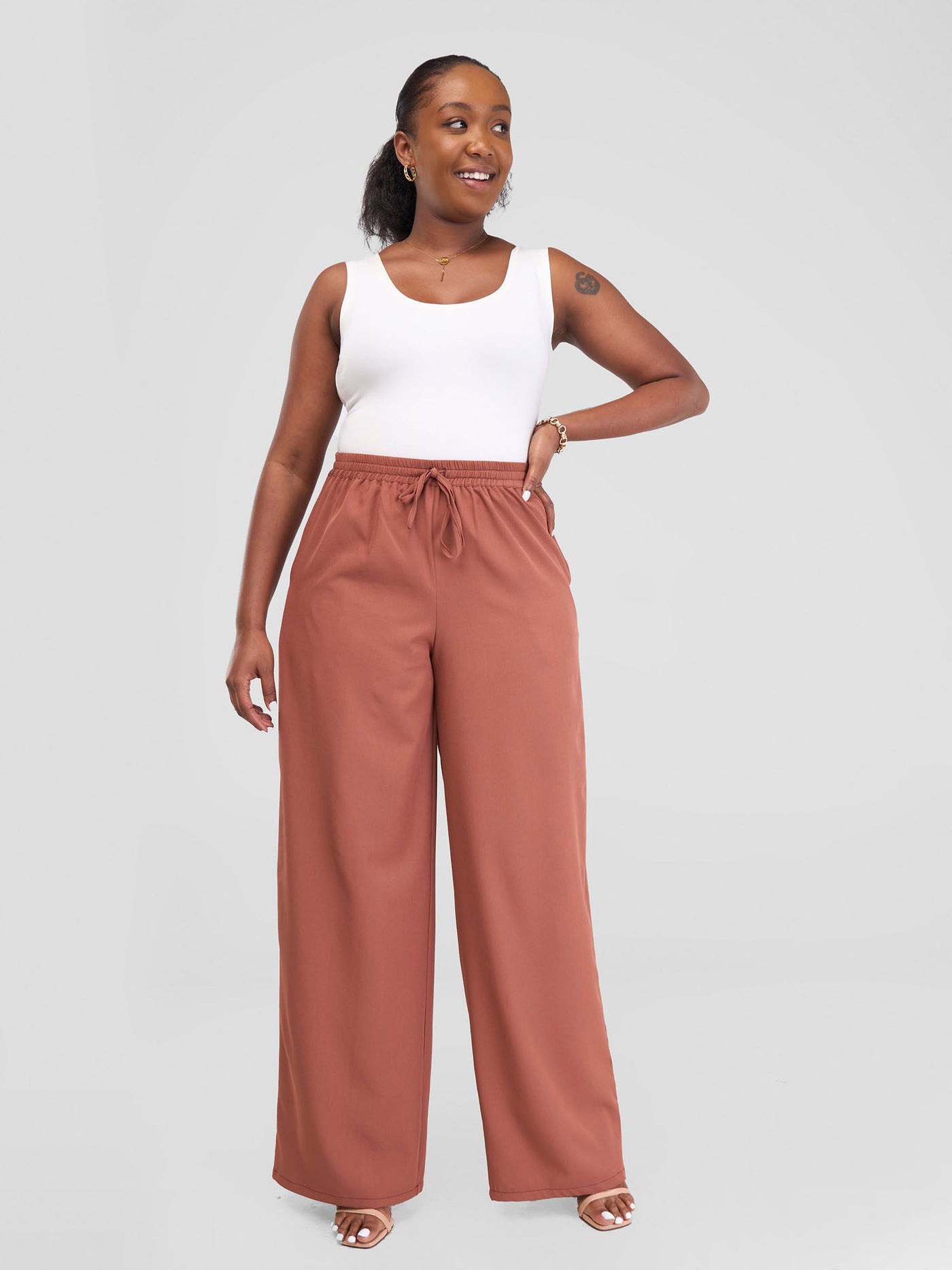 Vivo Zahari Drawstring Wide Leg Pants - Rust