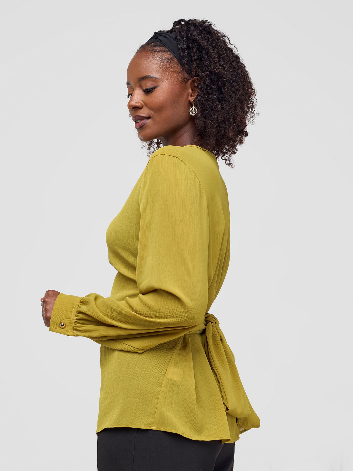 Vivo Laika Long Sleeve Tie Top - Lime