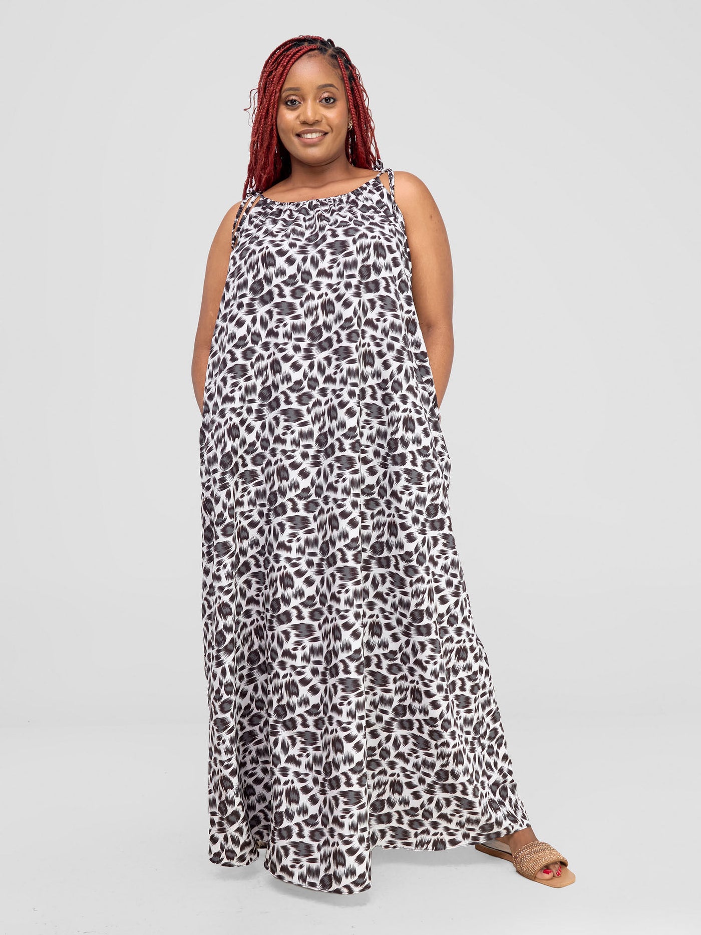 Vivo Maisha Strappy Maxi Dress - Black / Cream Print