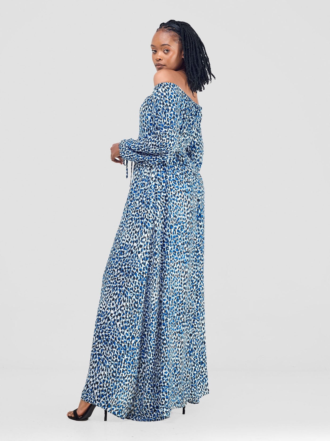 Vivo Zahari Off - Shoulder Maxi Dress - Blue / Grey Print - Shopzetu