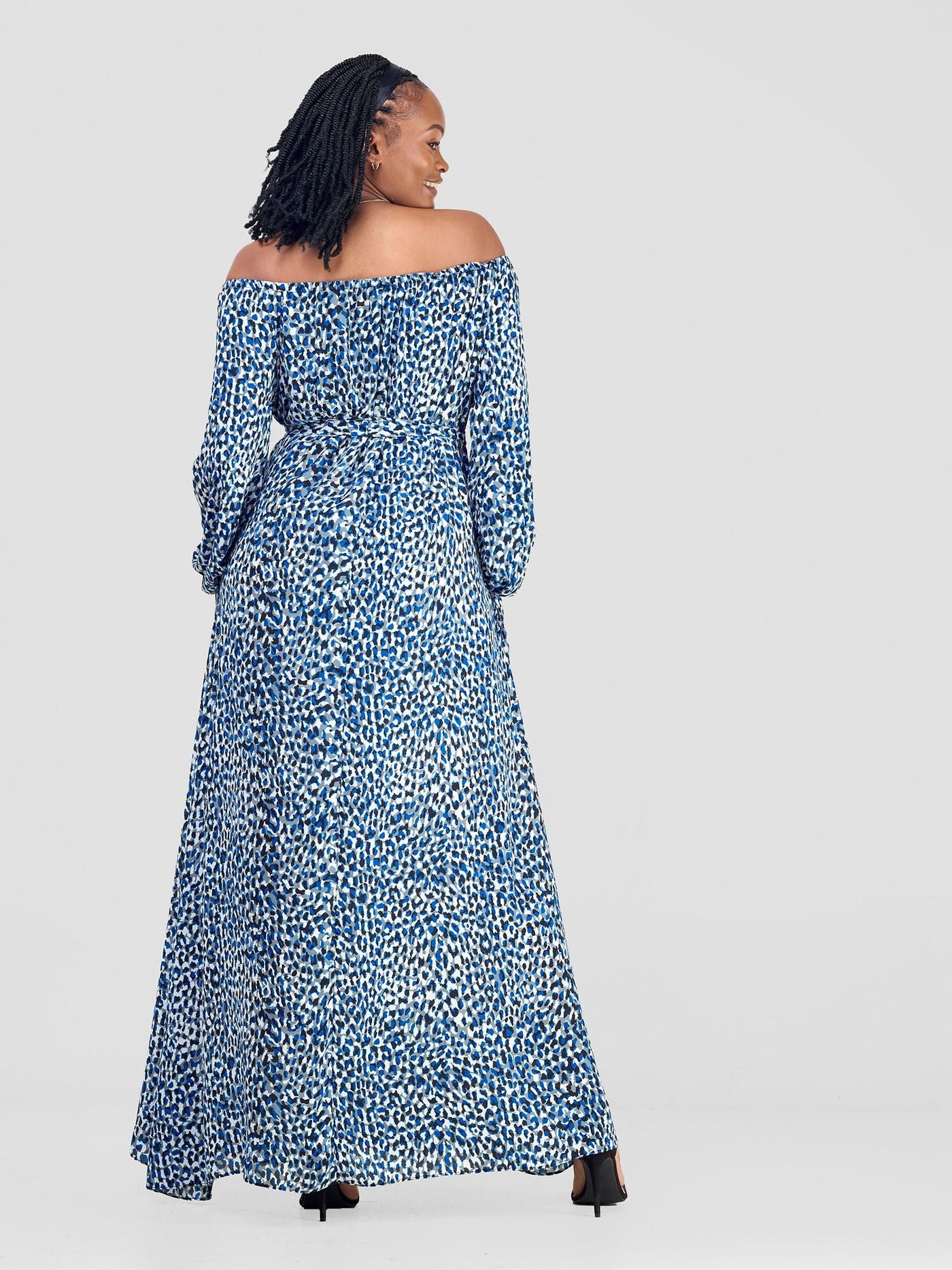 Vivo Zahari Off - Shoulder Maxi Dress - Blue / Grey Print - Shopzetu