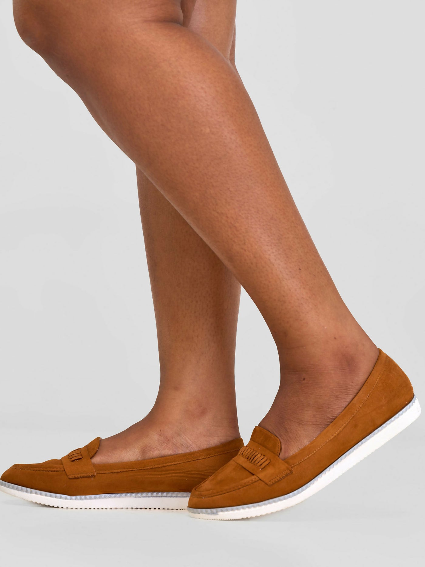 Be Unique Timeless Camel Chain Loafer - Camel