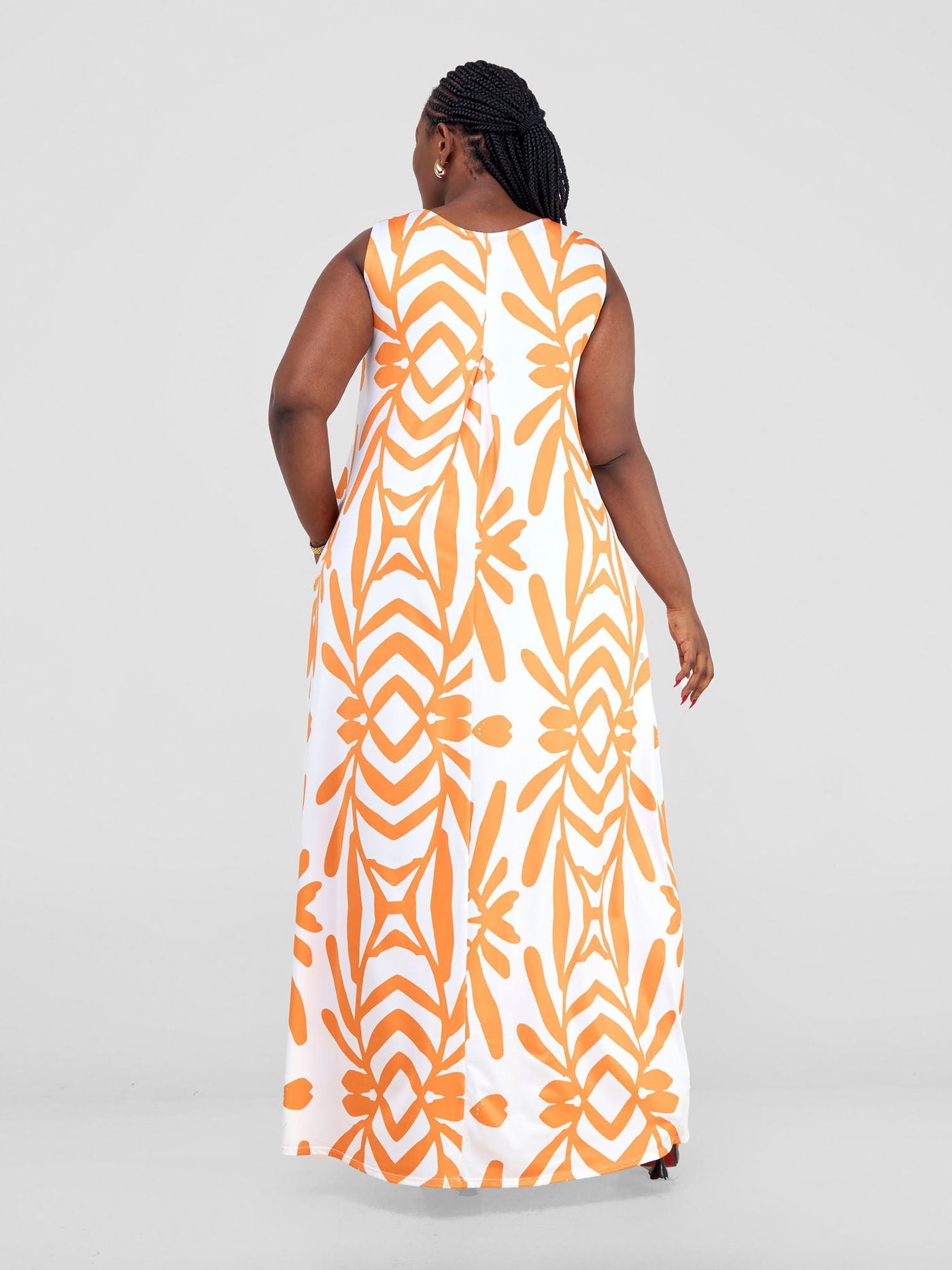 Vivo Lumi Back Pleat Maxi Dress - White / Orange Ukwi Print - Shopzetu