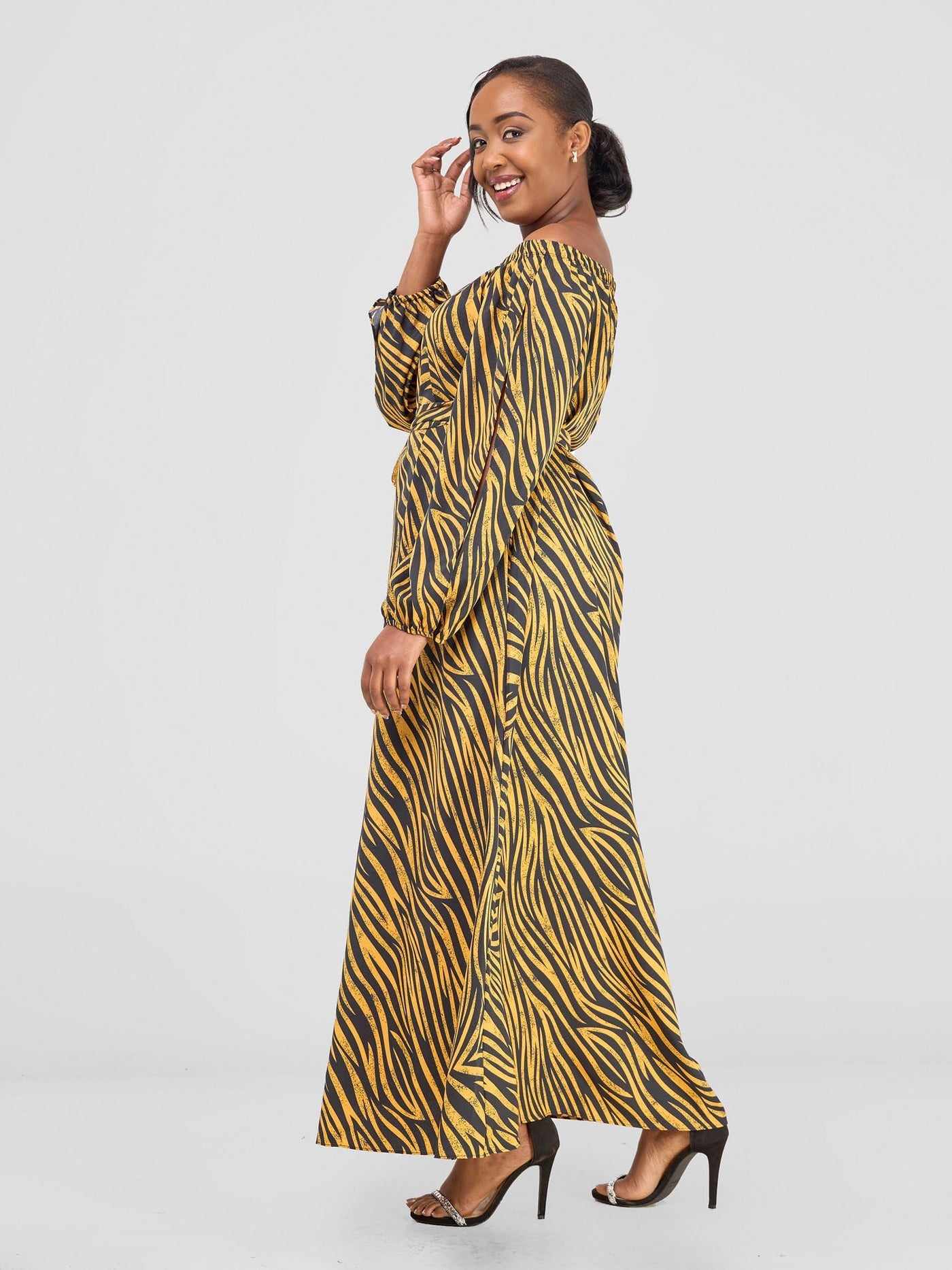 Vivo Zahari Off - Shoulder Maxi Dress - Yellow / Black Print - Shopzetu