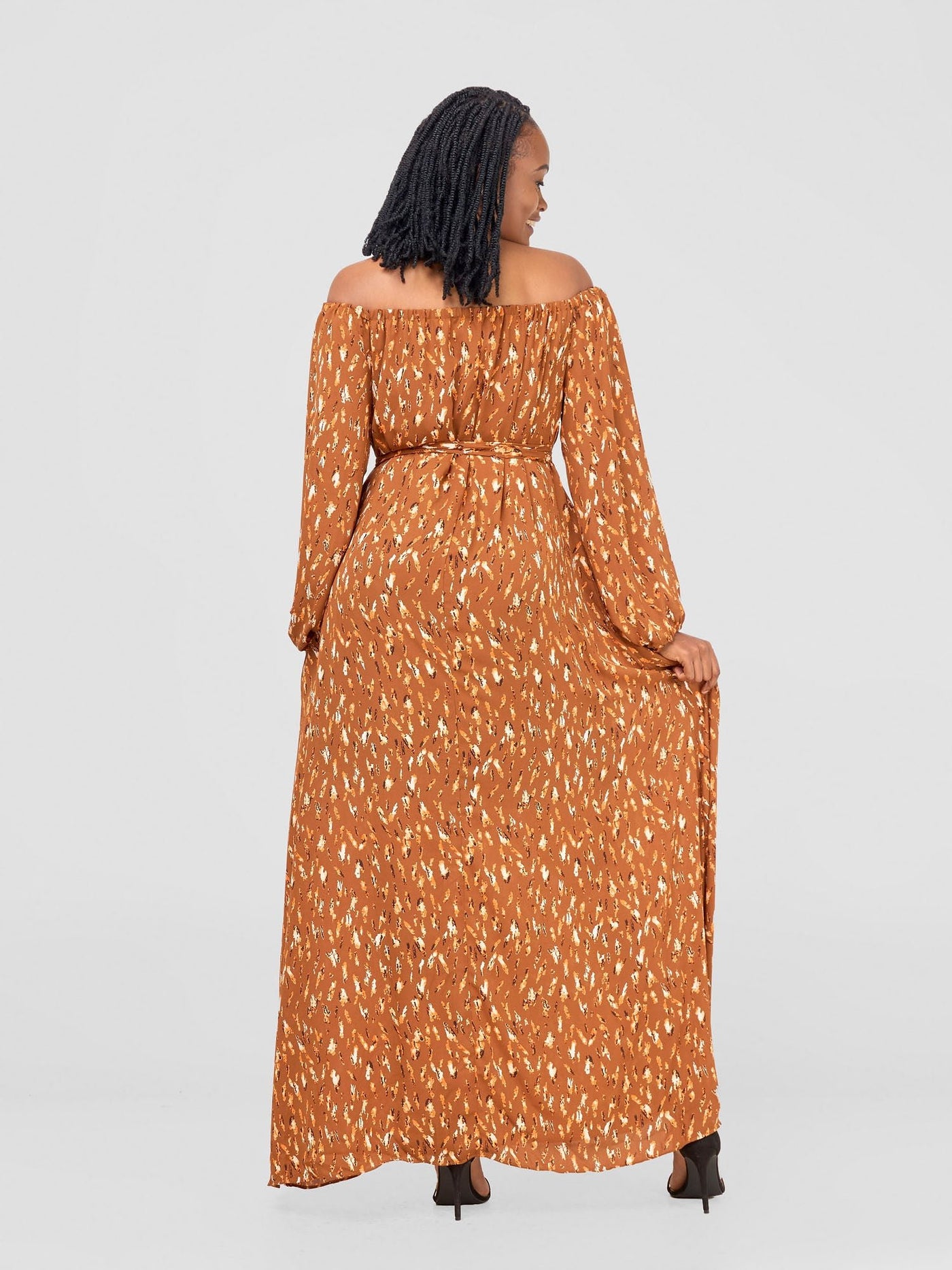 Vivo Zahari Off - Shoulder Maxi Dress - Rust / Black Print - Shopzetu