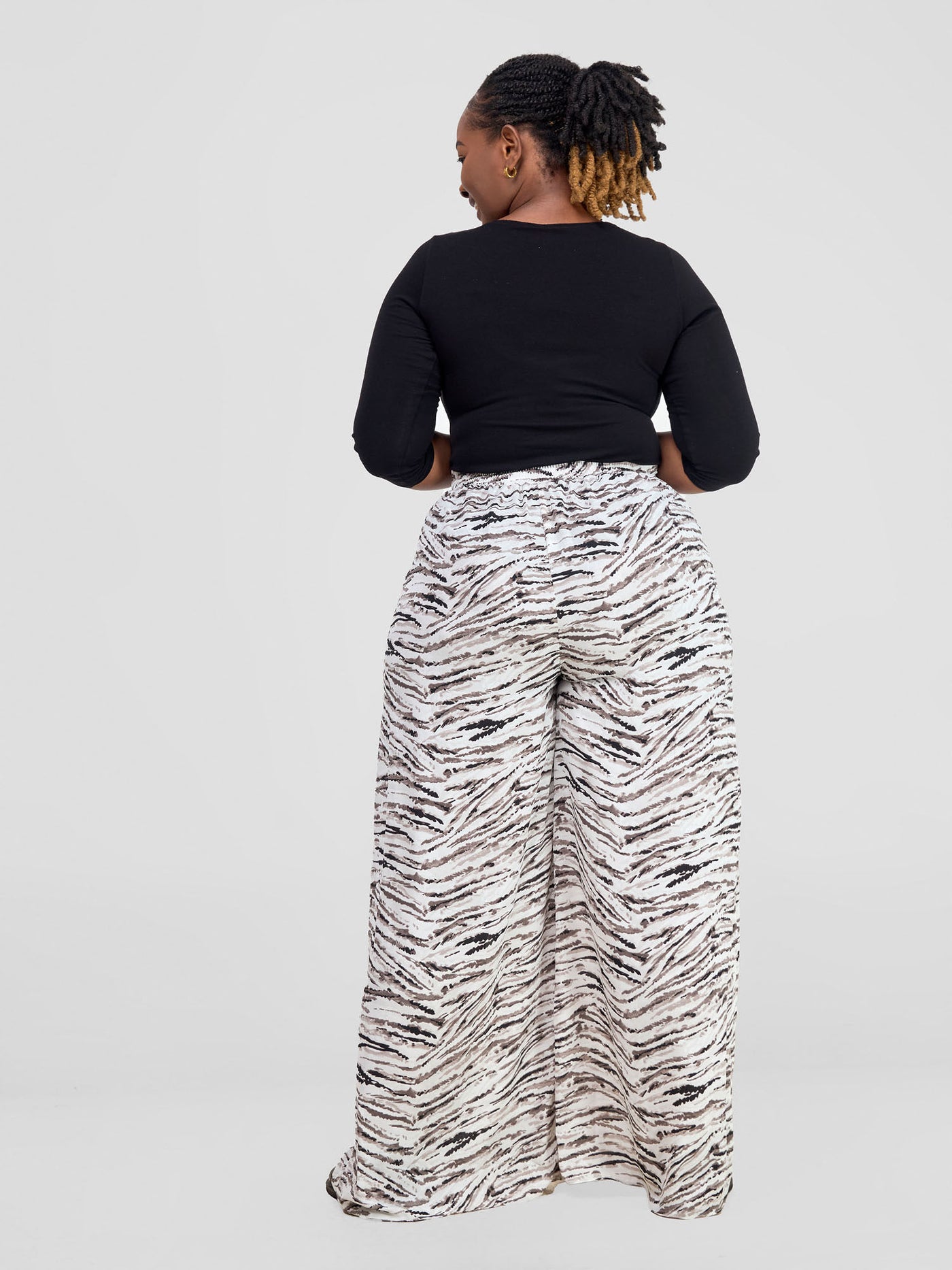 Vivo Basic Crepe Pants - Black / White Print