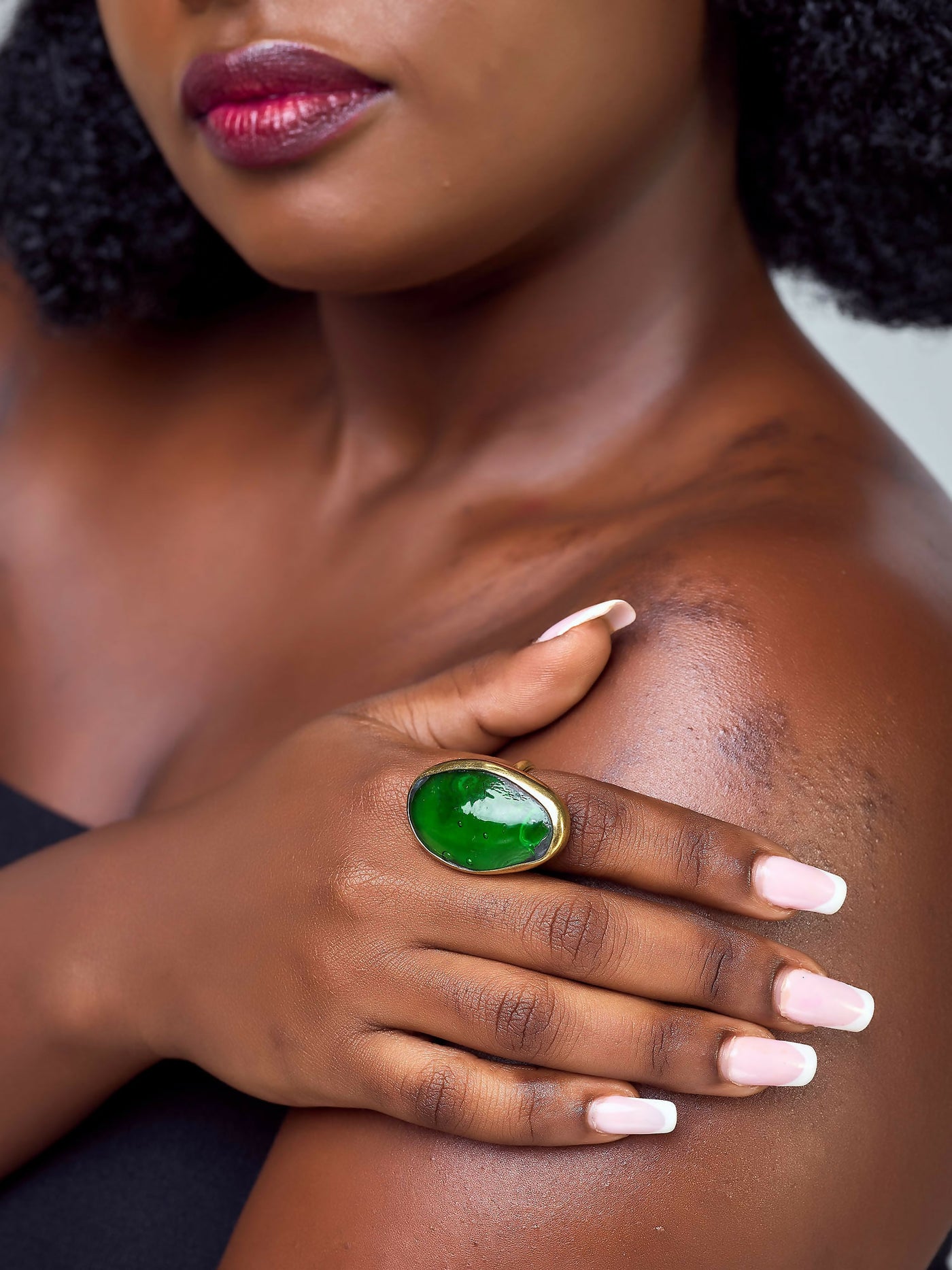 Kijivu Creatives Glass Ring - Green